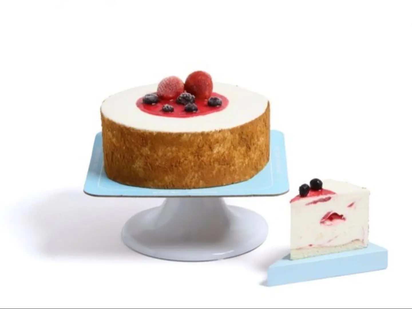 كيكة التشيز كيك بالفراولة