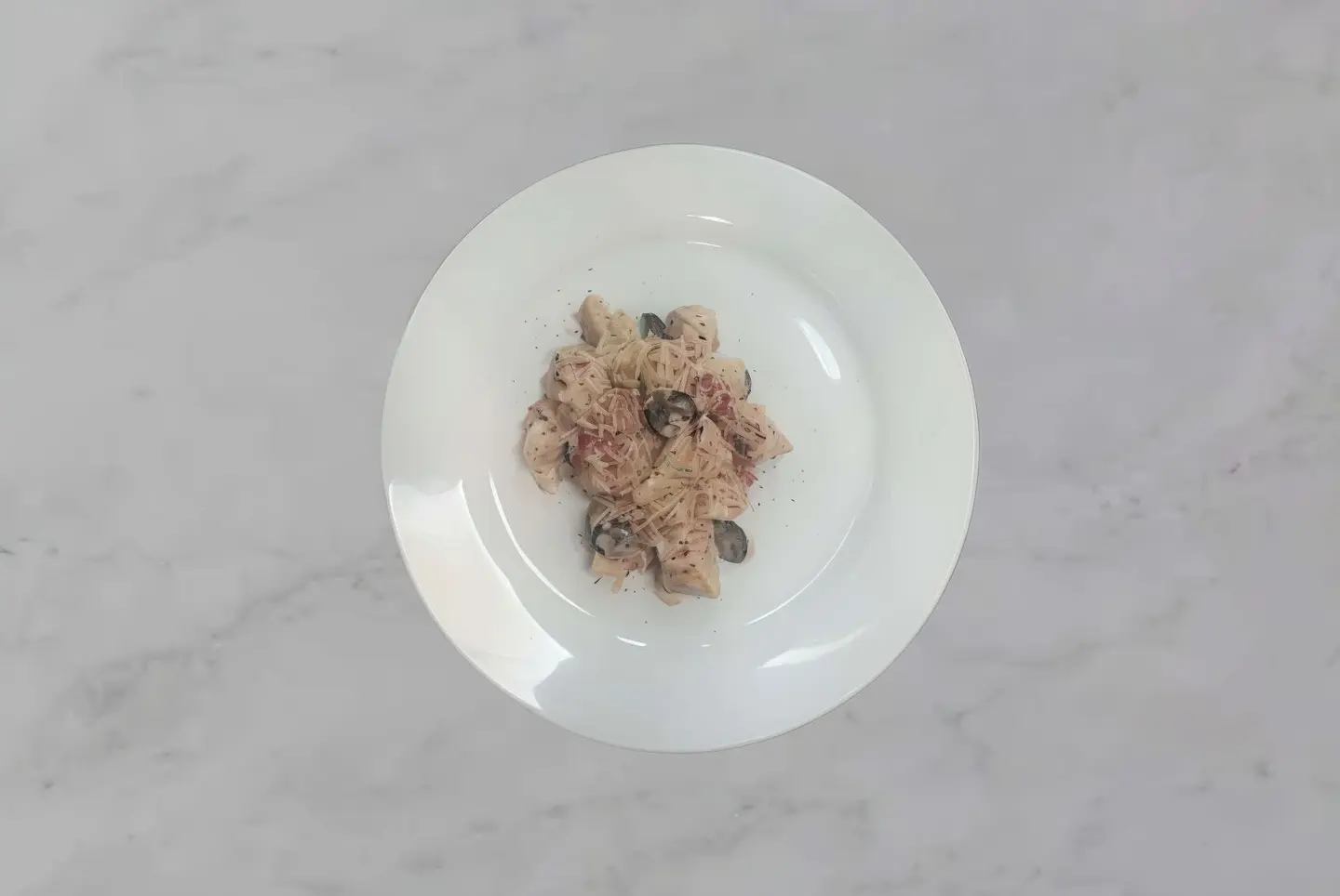 Chicken Alfredo - 150 Gm