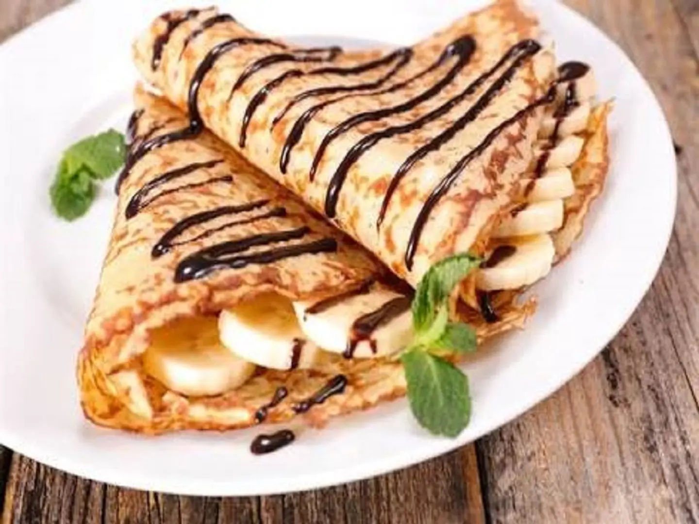 Nutella And Banana Crepe