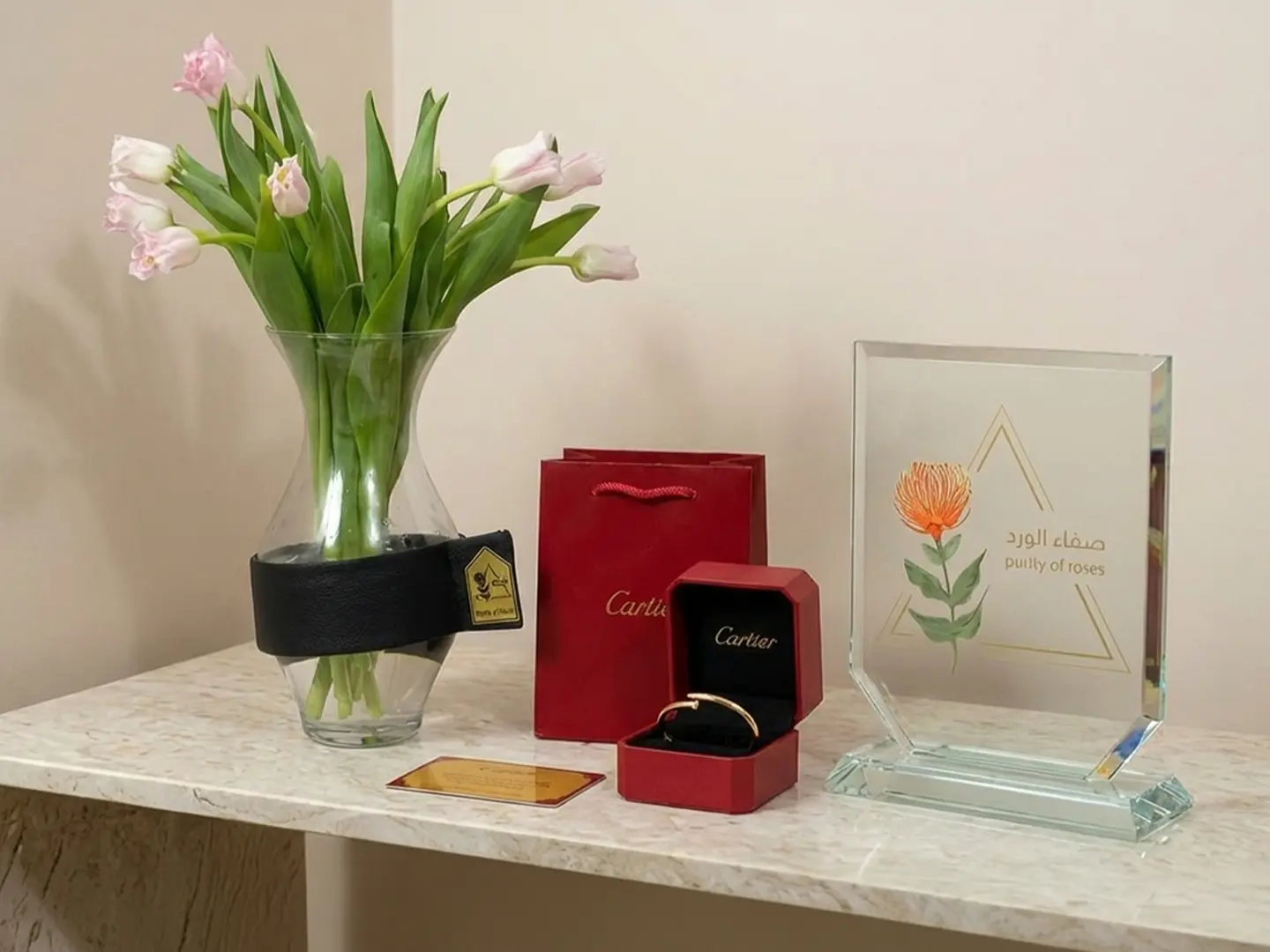 اسواره كارتير مع فازة التوليب رقم 9