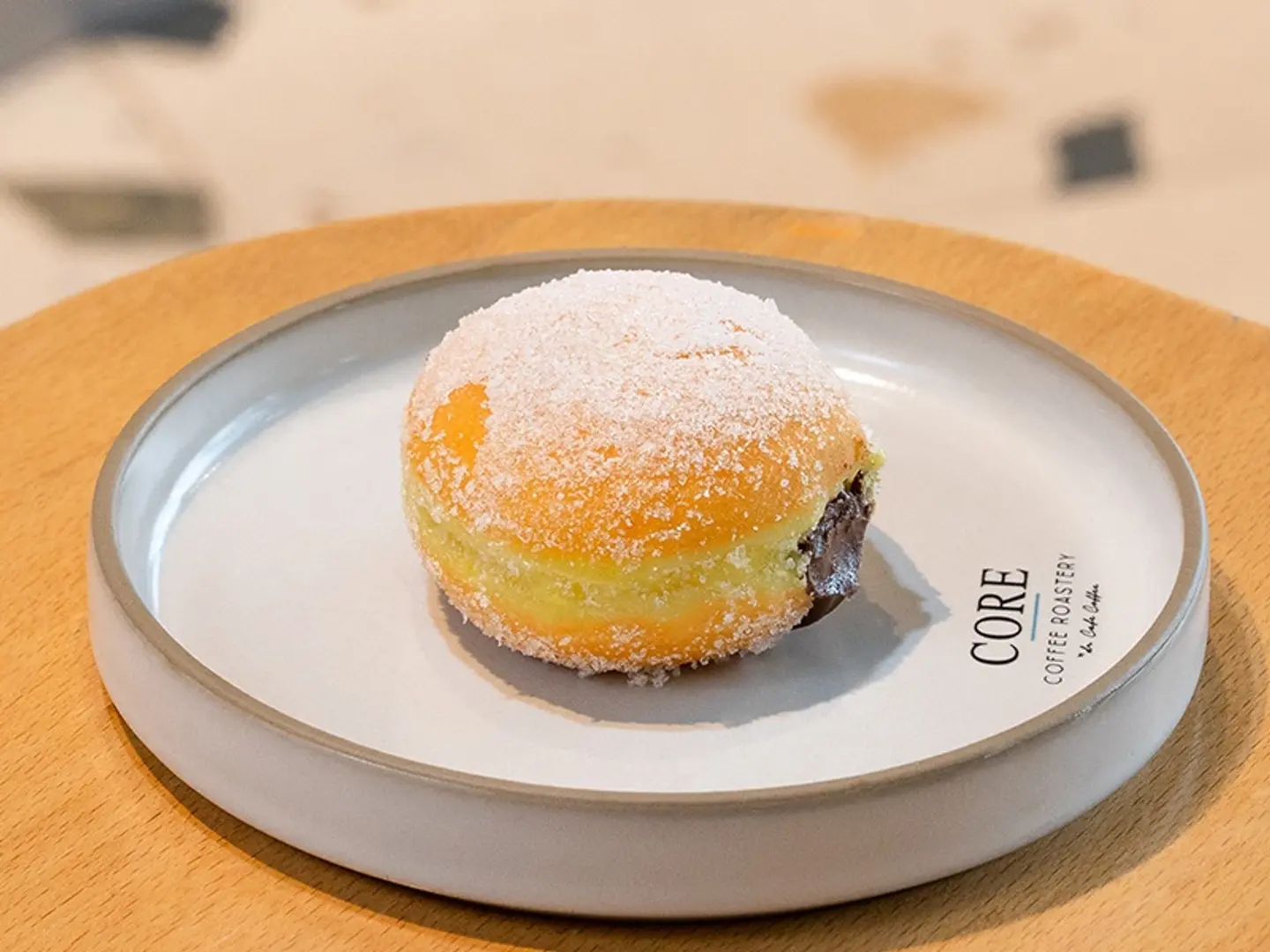 دونات شوكلاتة بالنوتيلا