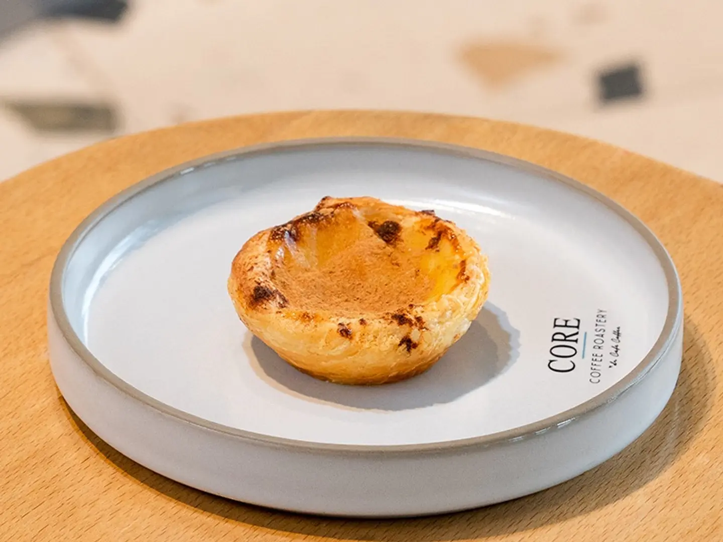 تارت كاسترد مع القرفة