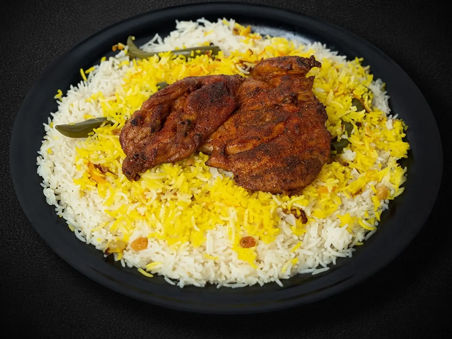 حبة دجاج مظبي حراق مع أرز شعبي