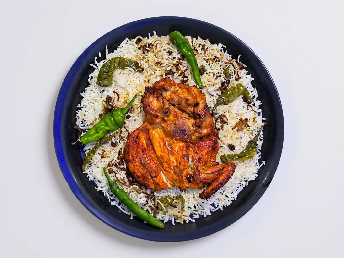 حبة دجاج مظبي حار مع أرز بشاور