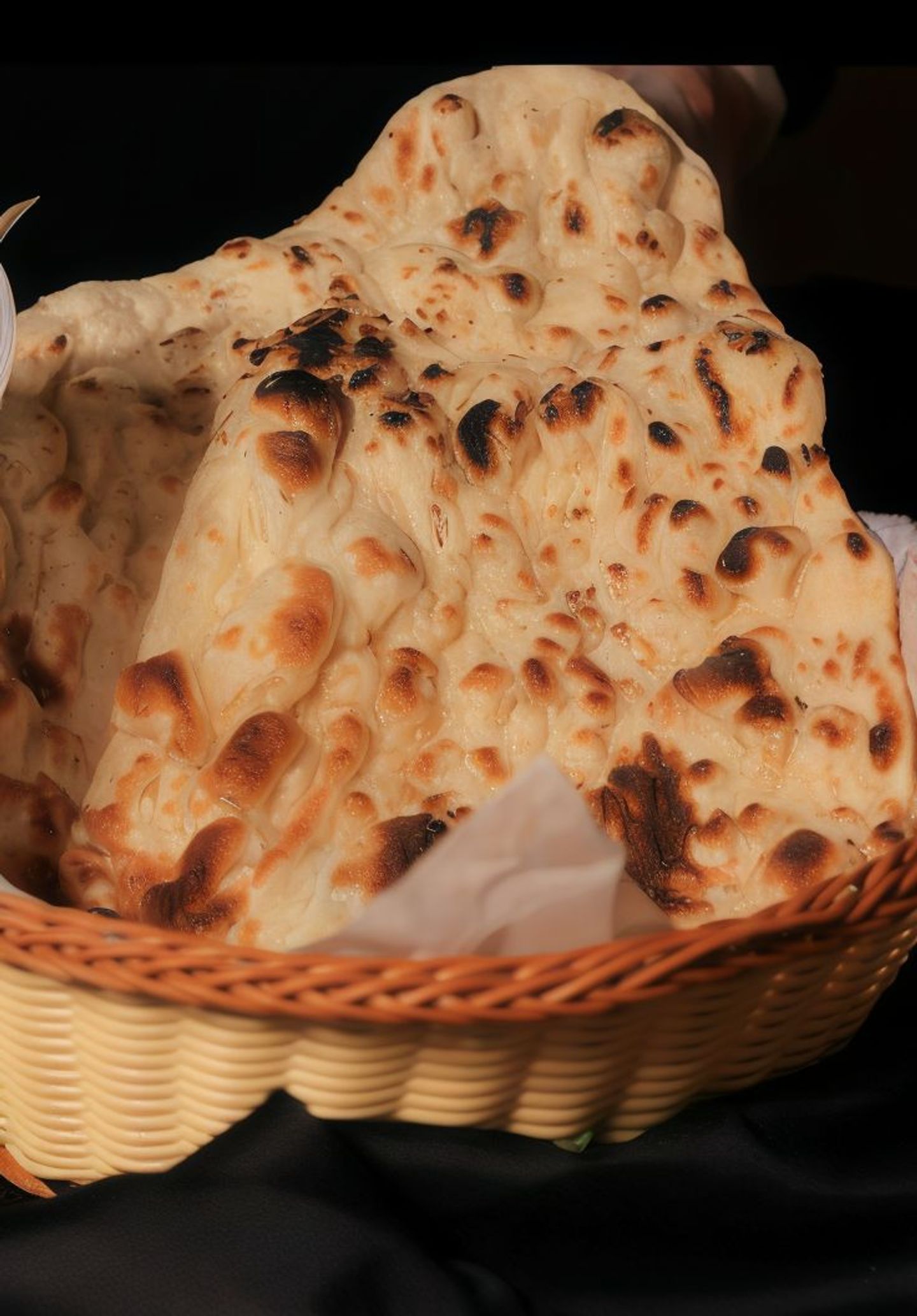 خبز نان بالثوم والزبدة