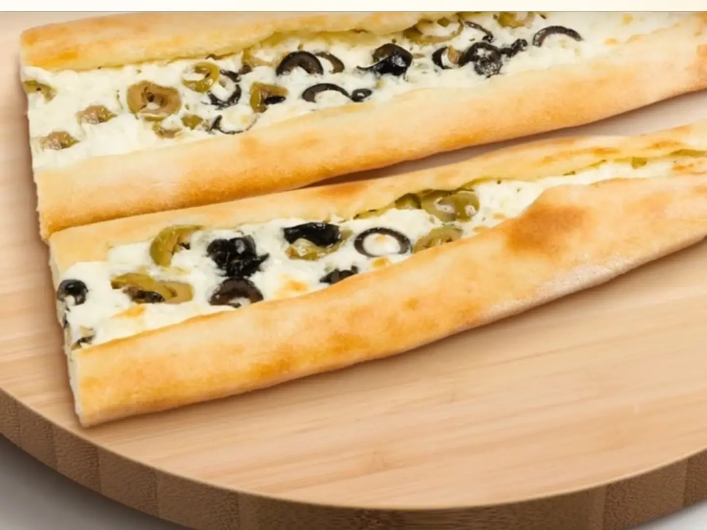 لبنة بالزيتون