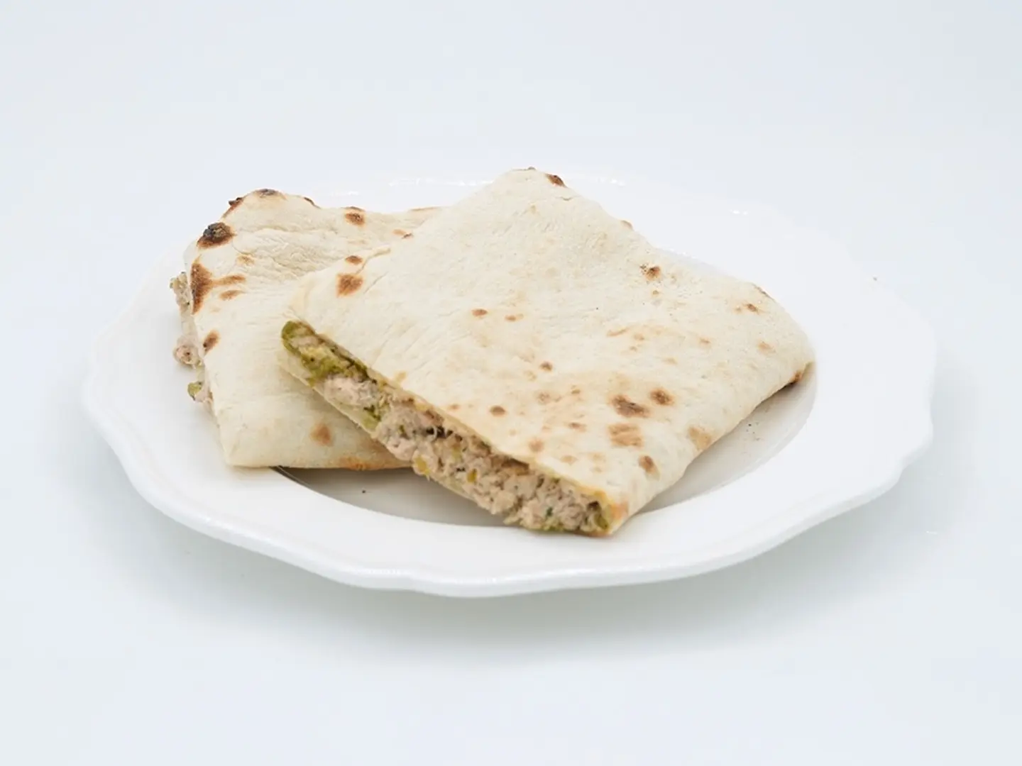 ساندويتش بيتا التونة