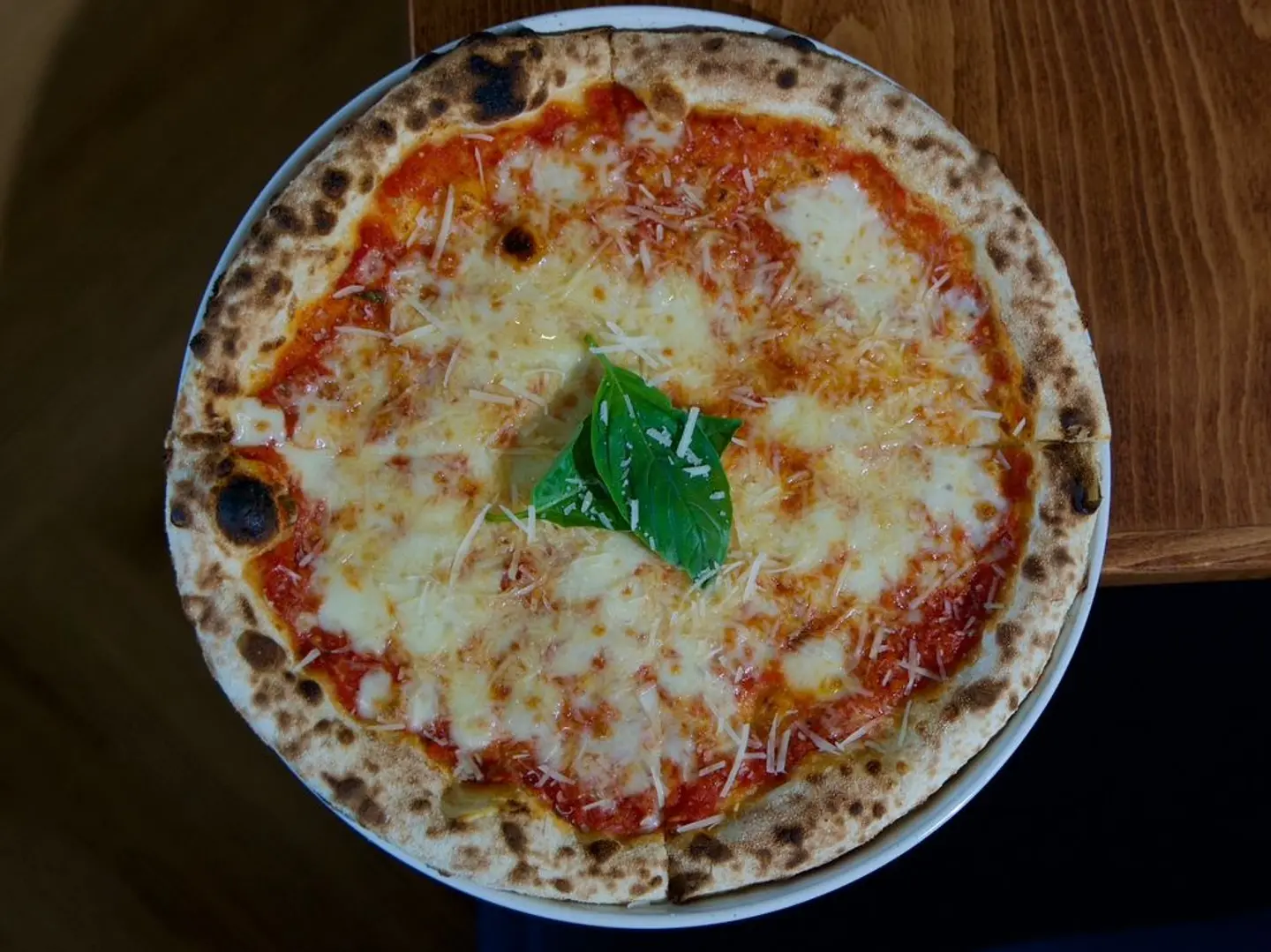 بيتزا مارجريتا