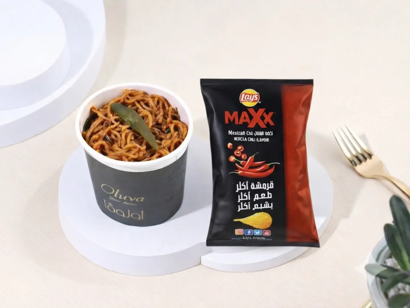 إندومي حار - صغير