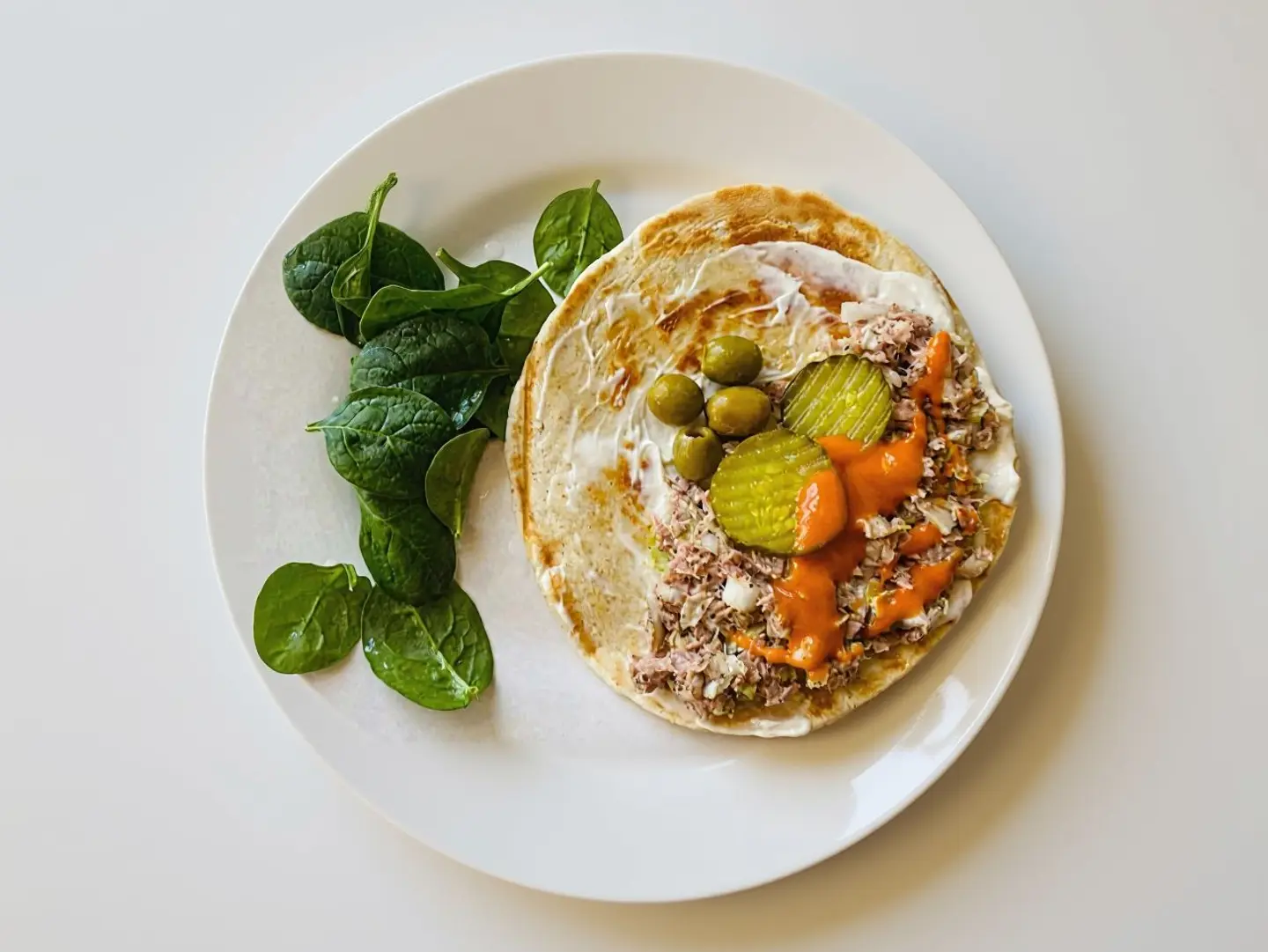 ساندويش تونة