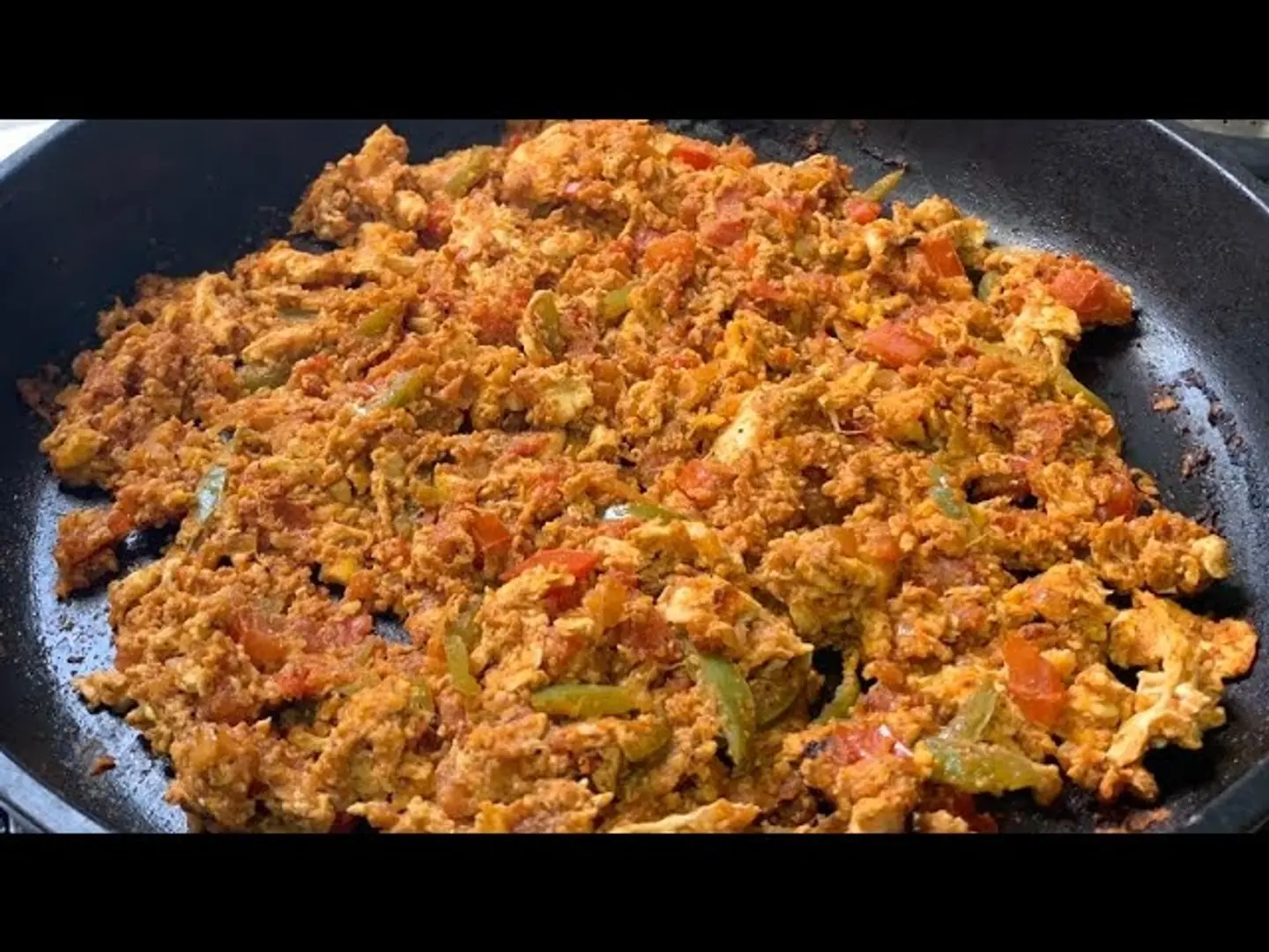 طبق شكشوكة