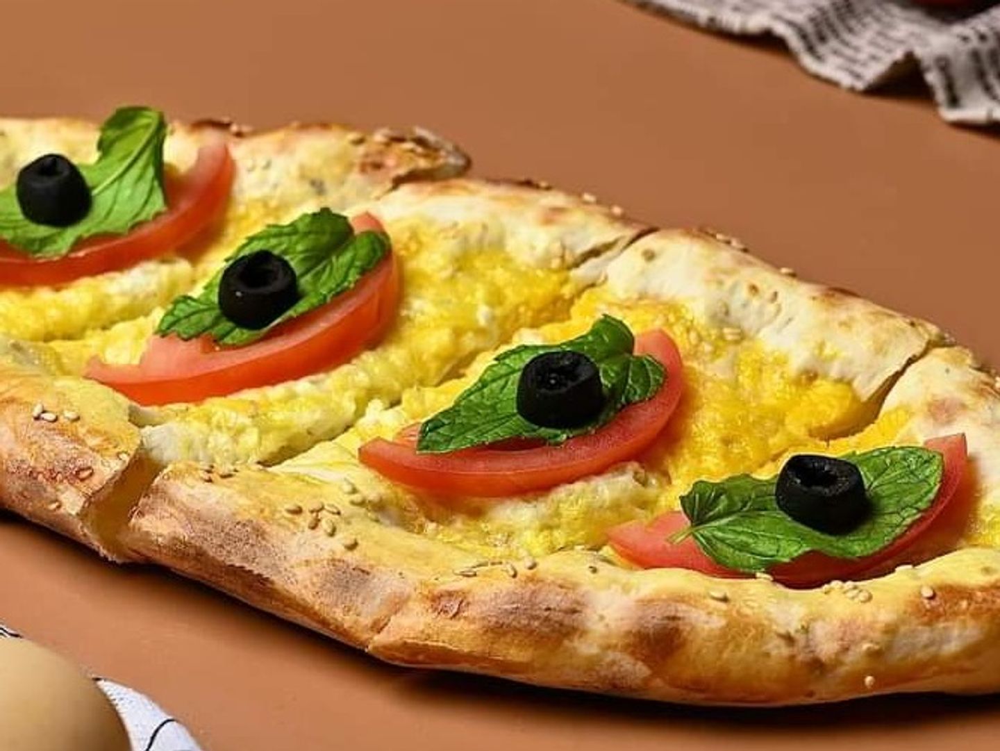 فطيرة بيض بالجبن
