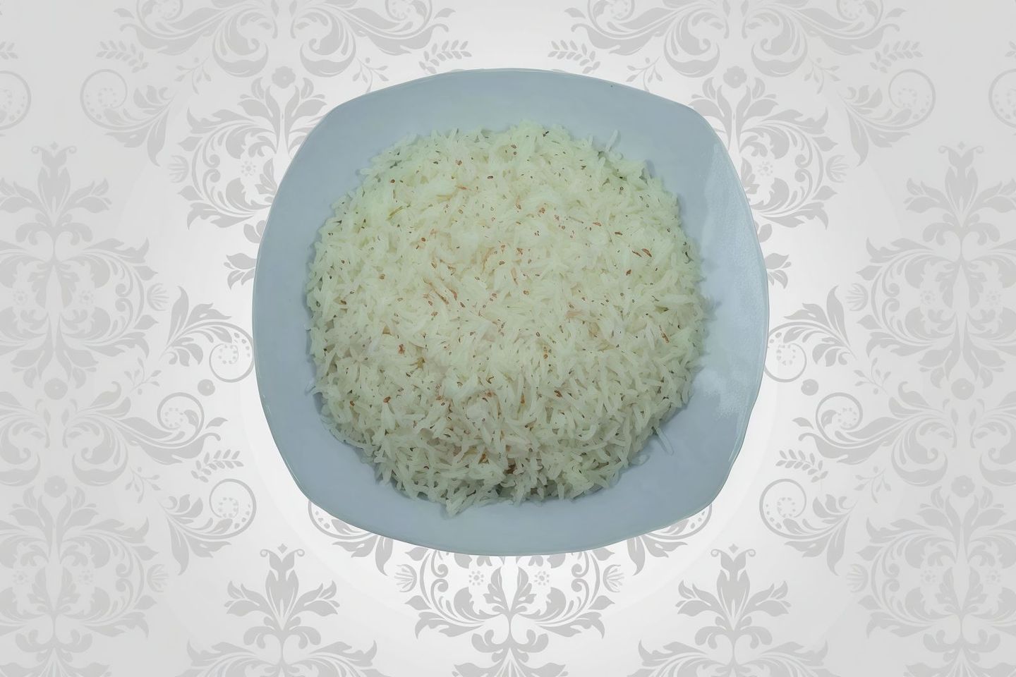 أرز مطهو على البخار