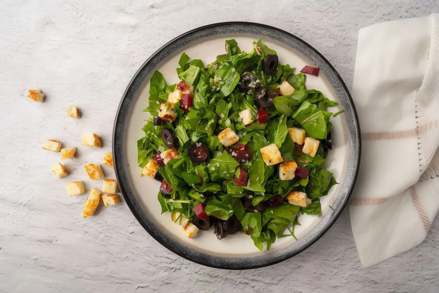 Rocca Salad With Halloumi