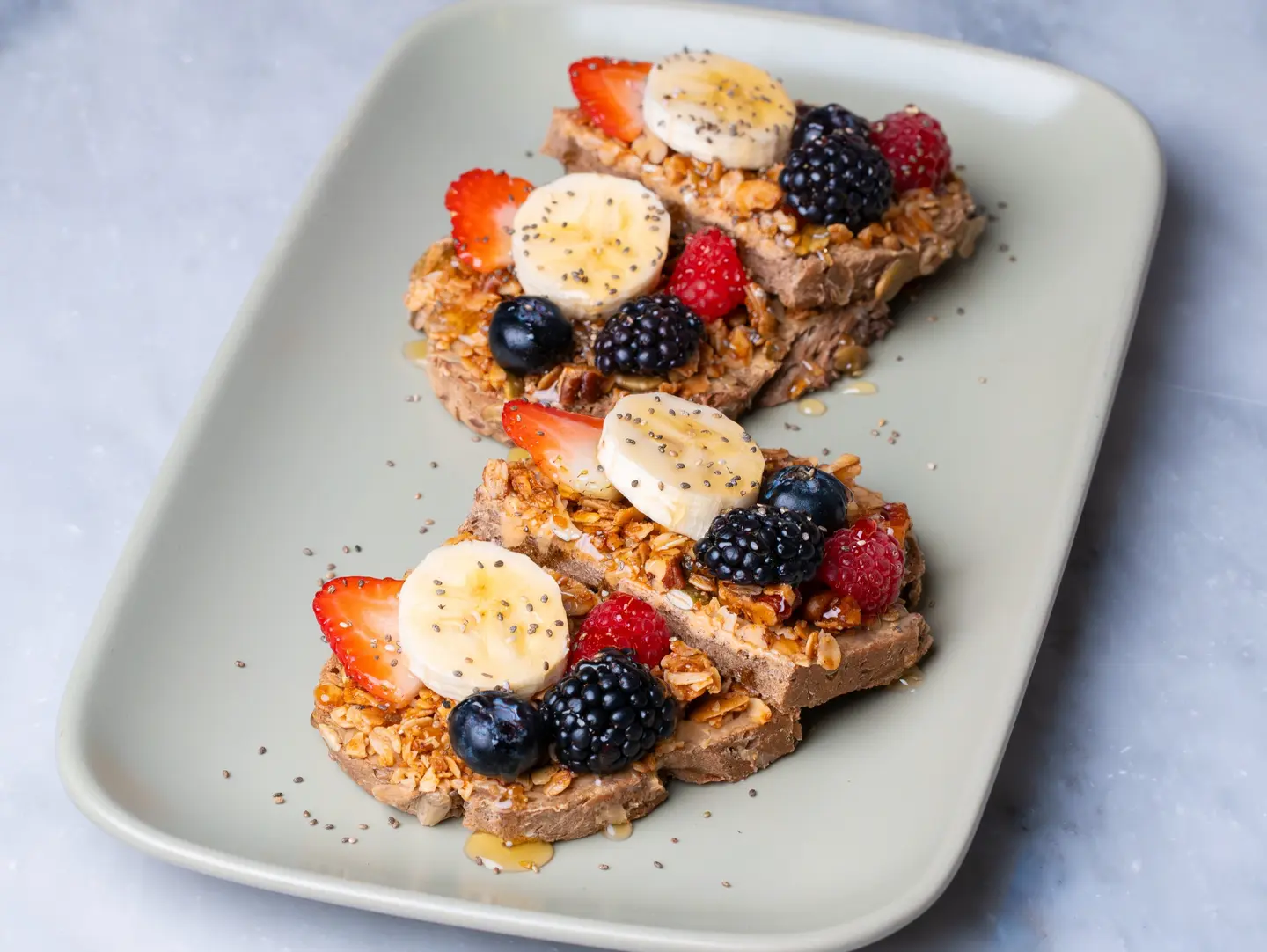 Peanut Butter Sordo Sandwich With Granola