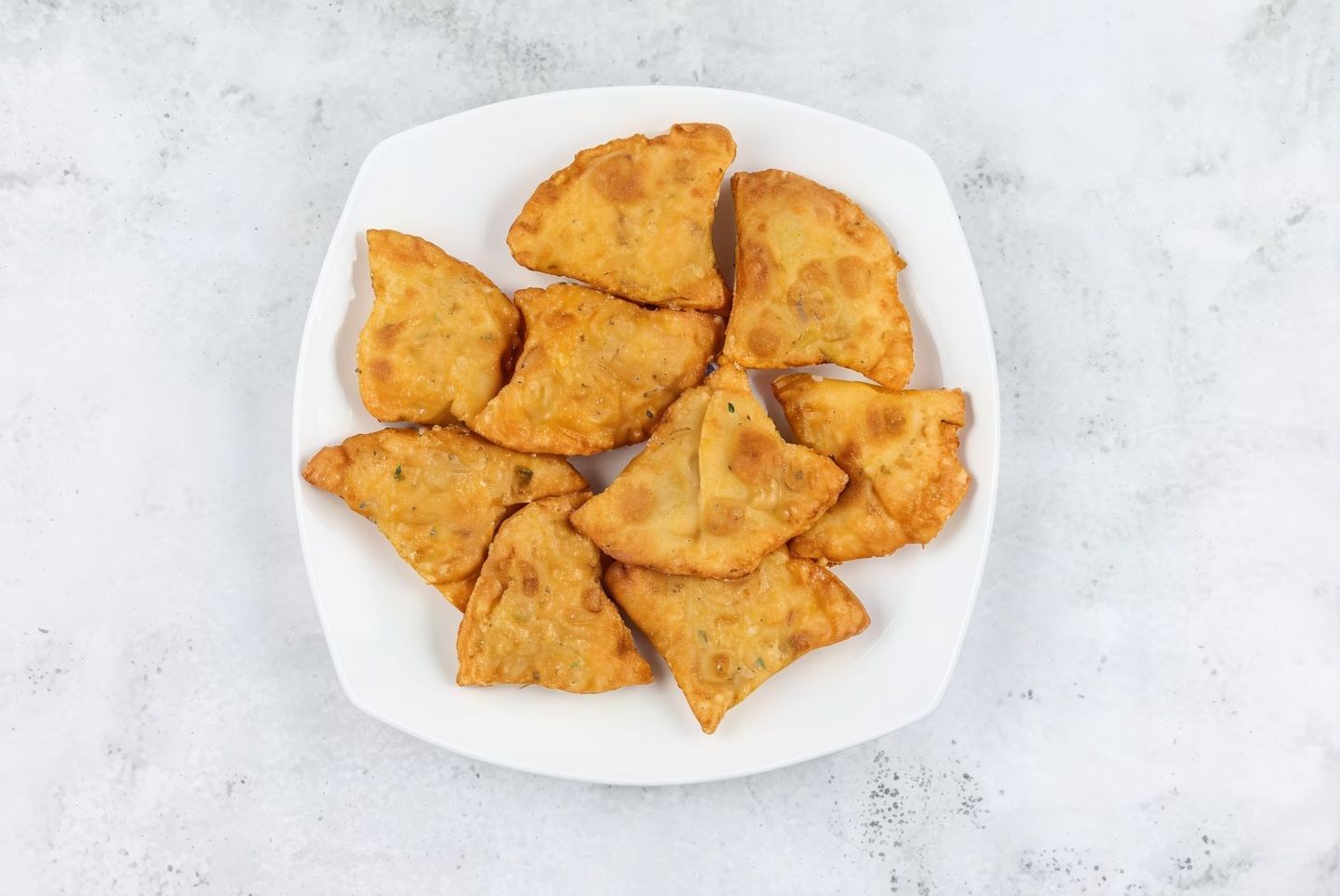 Vegetables With Potato Indian Sambousah - 30 Pieces
