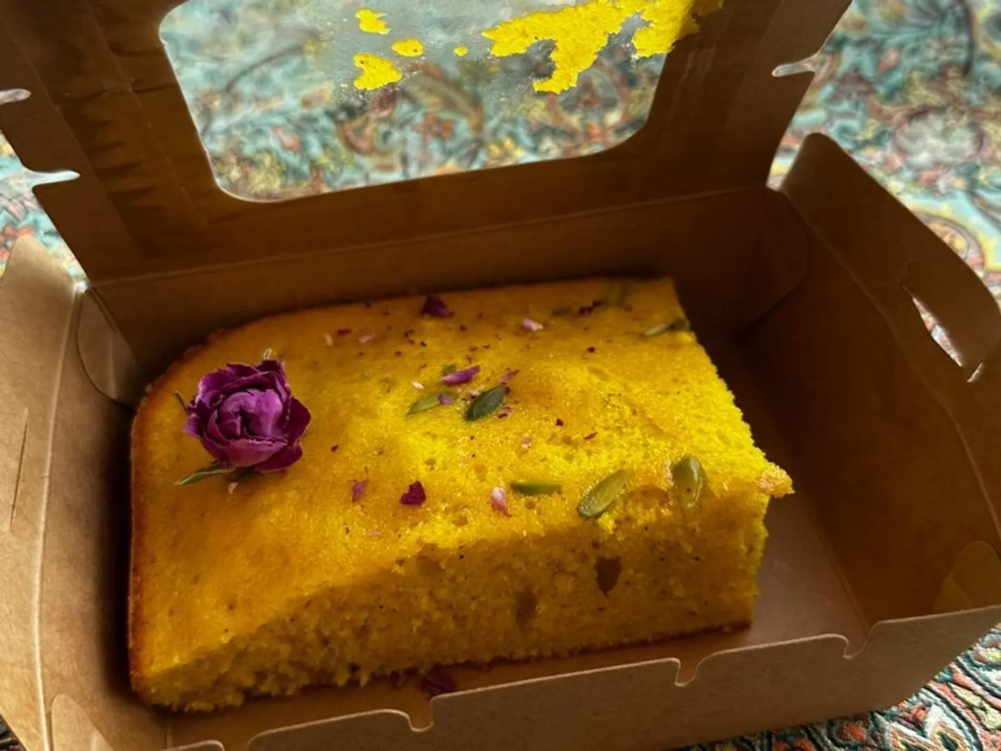 كيكة الهيل والزعفران