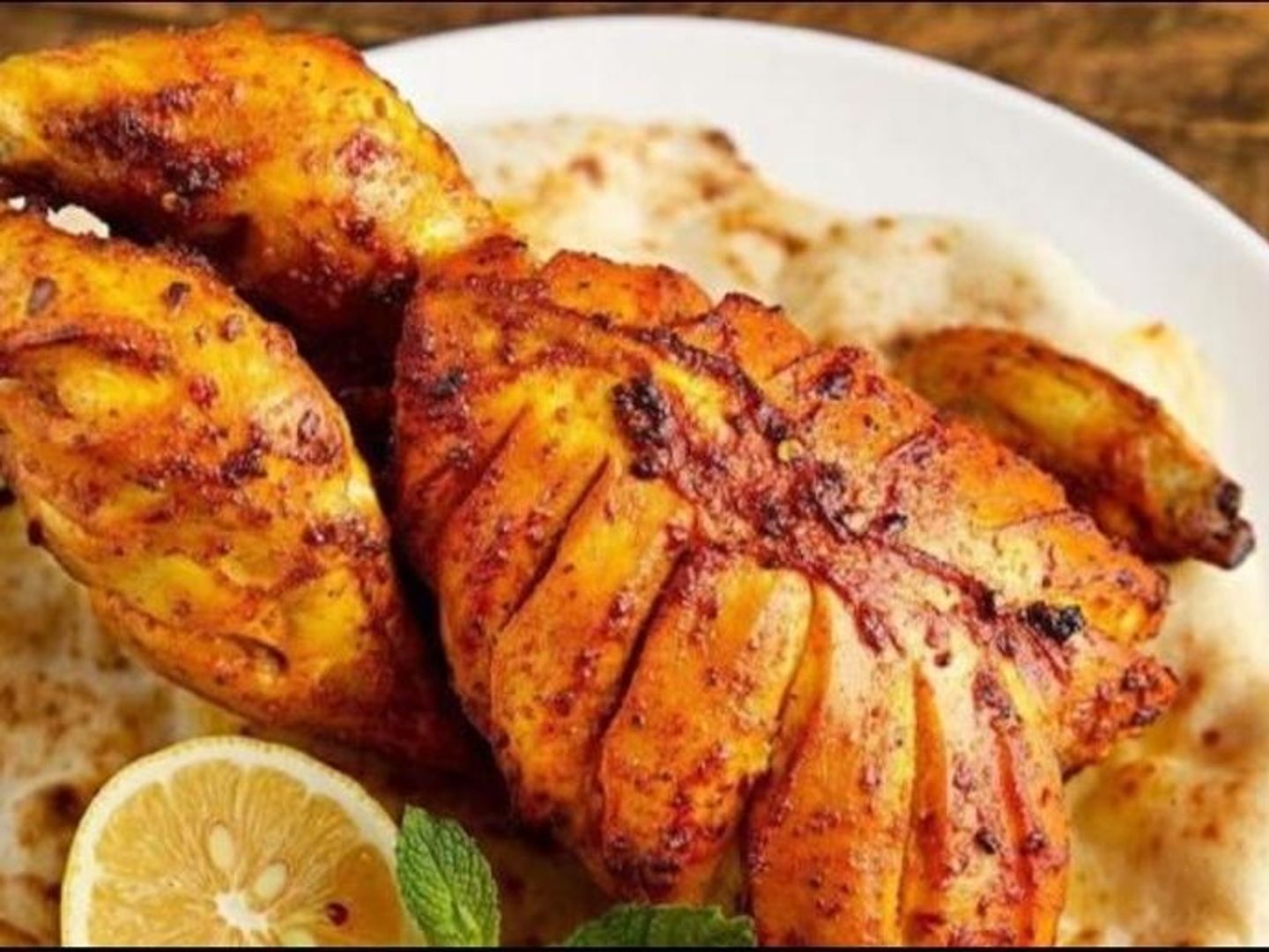 دجاج محمر