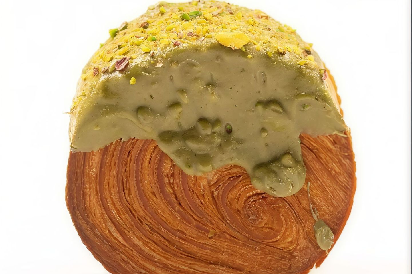 كرواسون دائري فستق