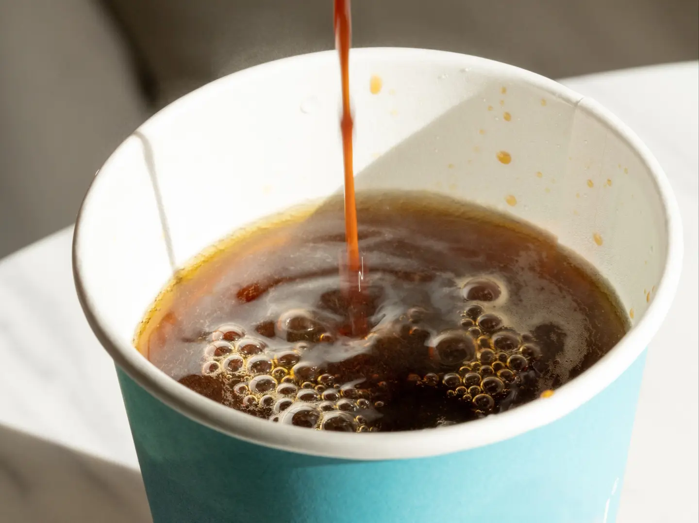 في سكستي حار