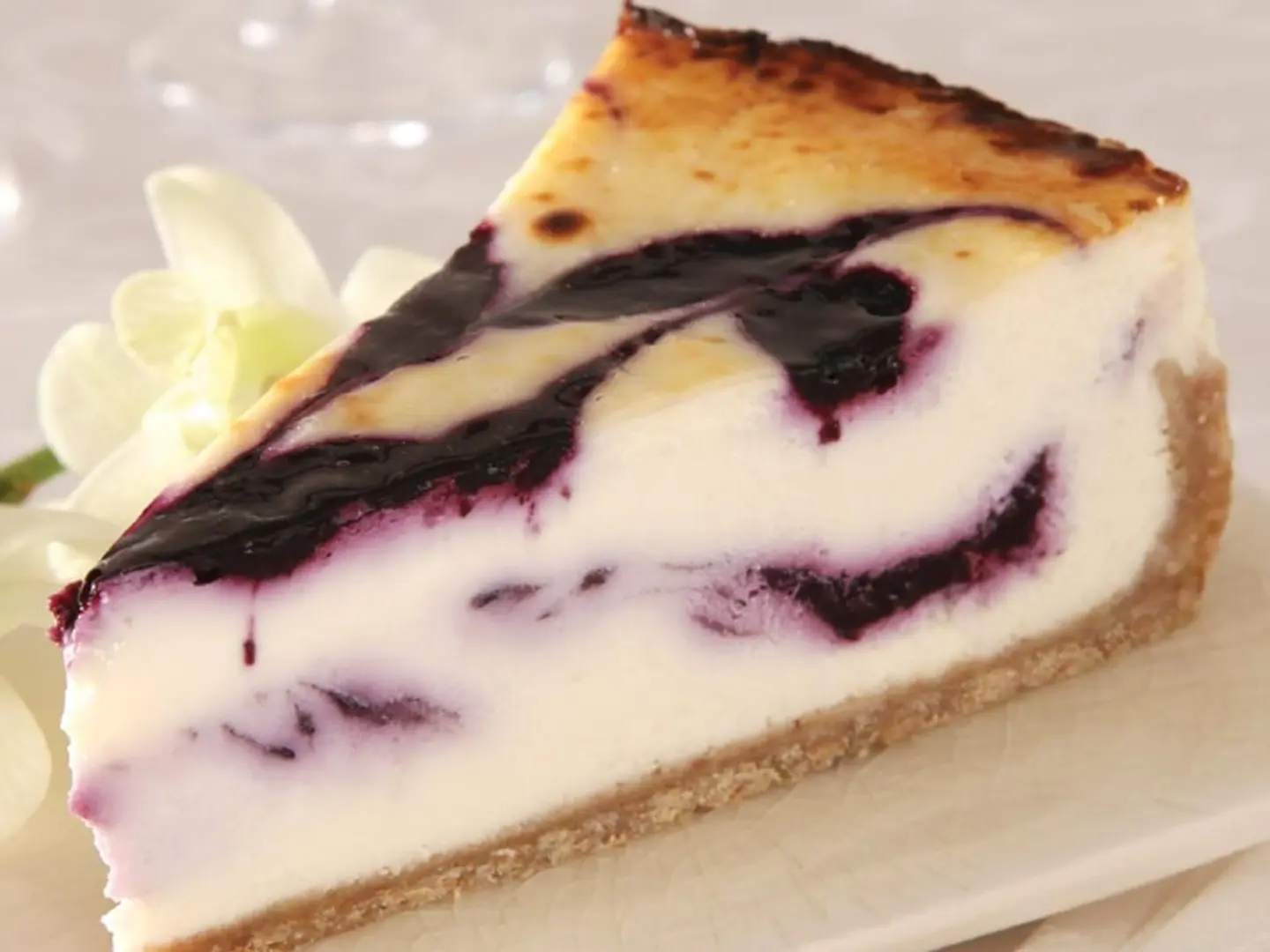 Chocolate And Berry Cake