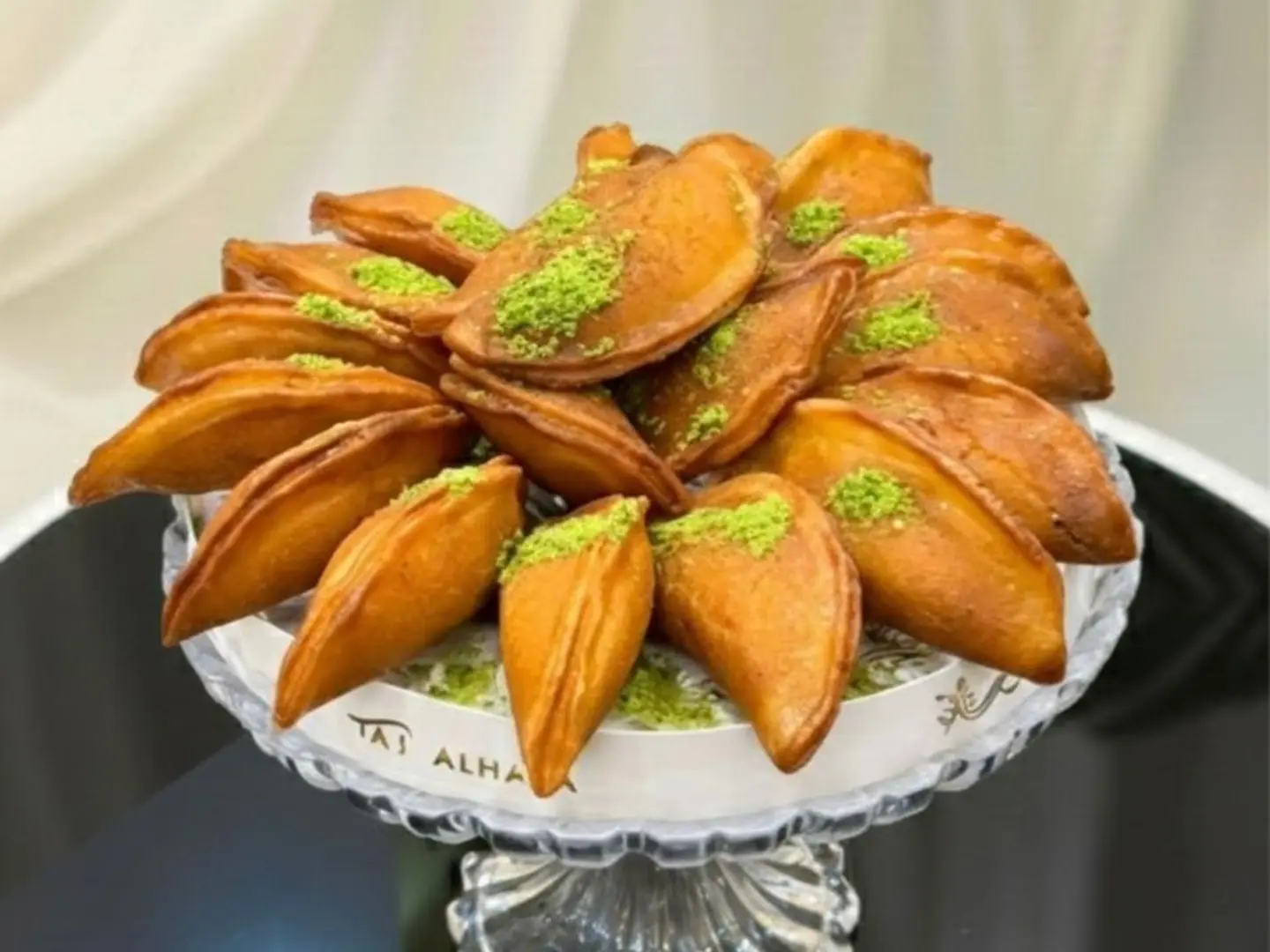 قطايف بالقشطة العربية - كيلو