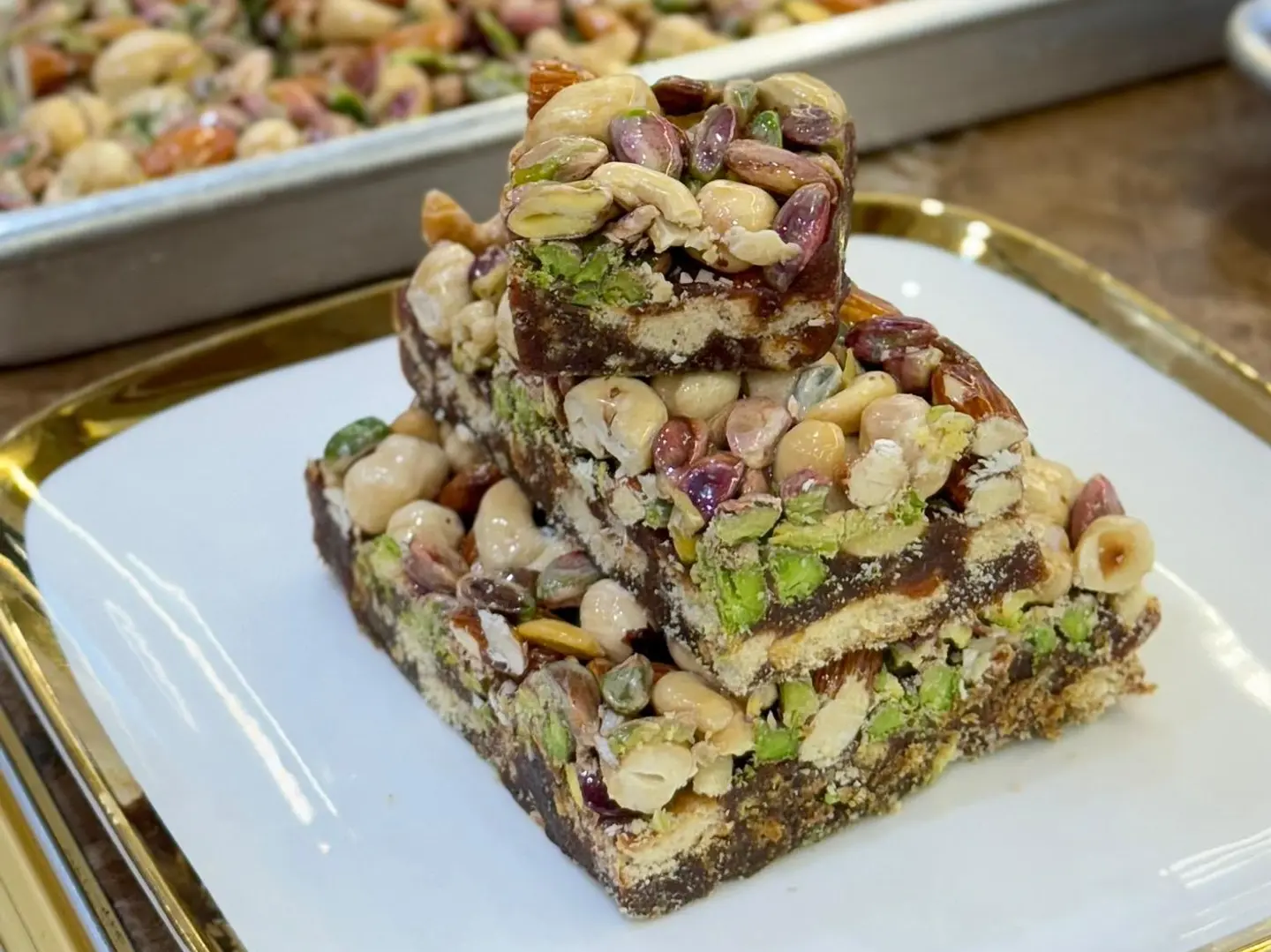 تمرية بالمكسرات