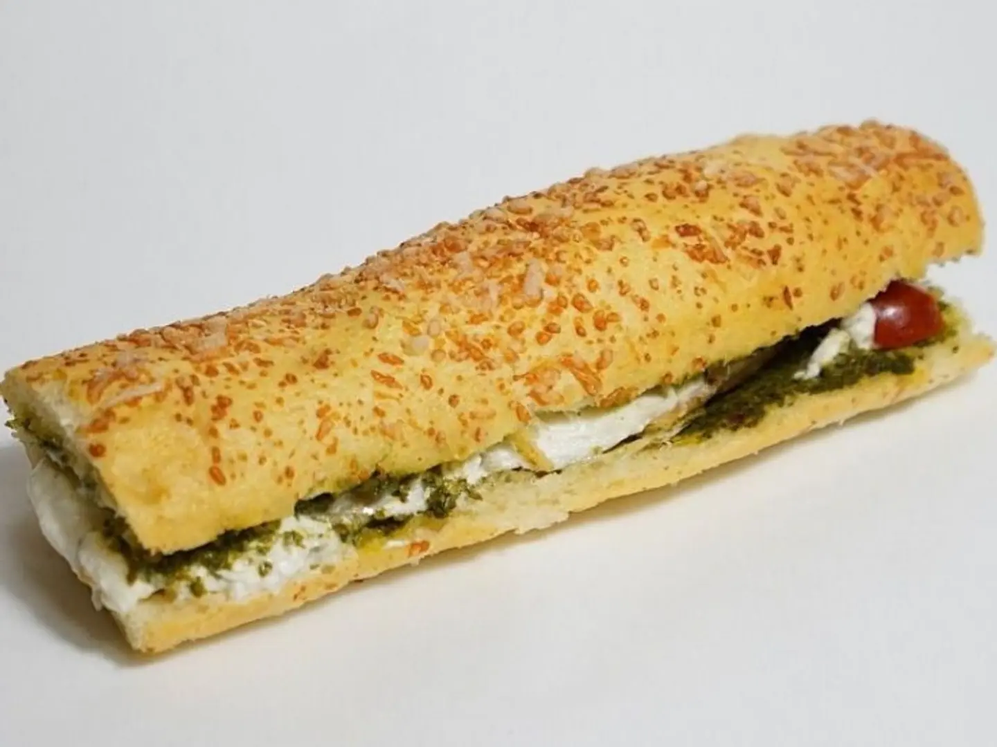 ساندوتش الحلوم والبوراتا