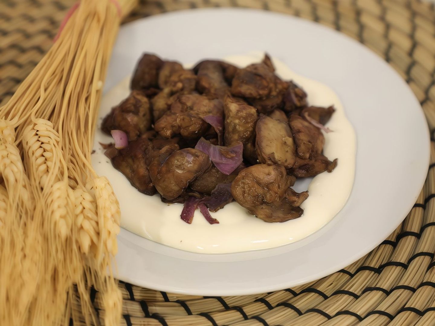 صحن كبدة غنم بالجبن