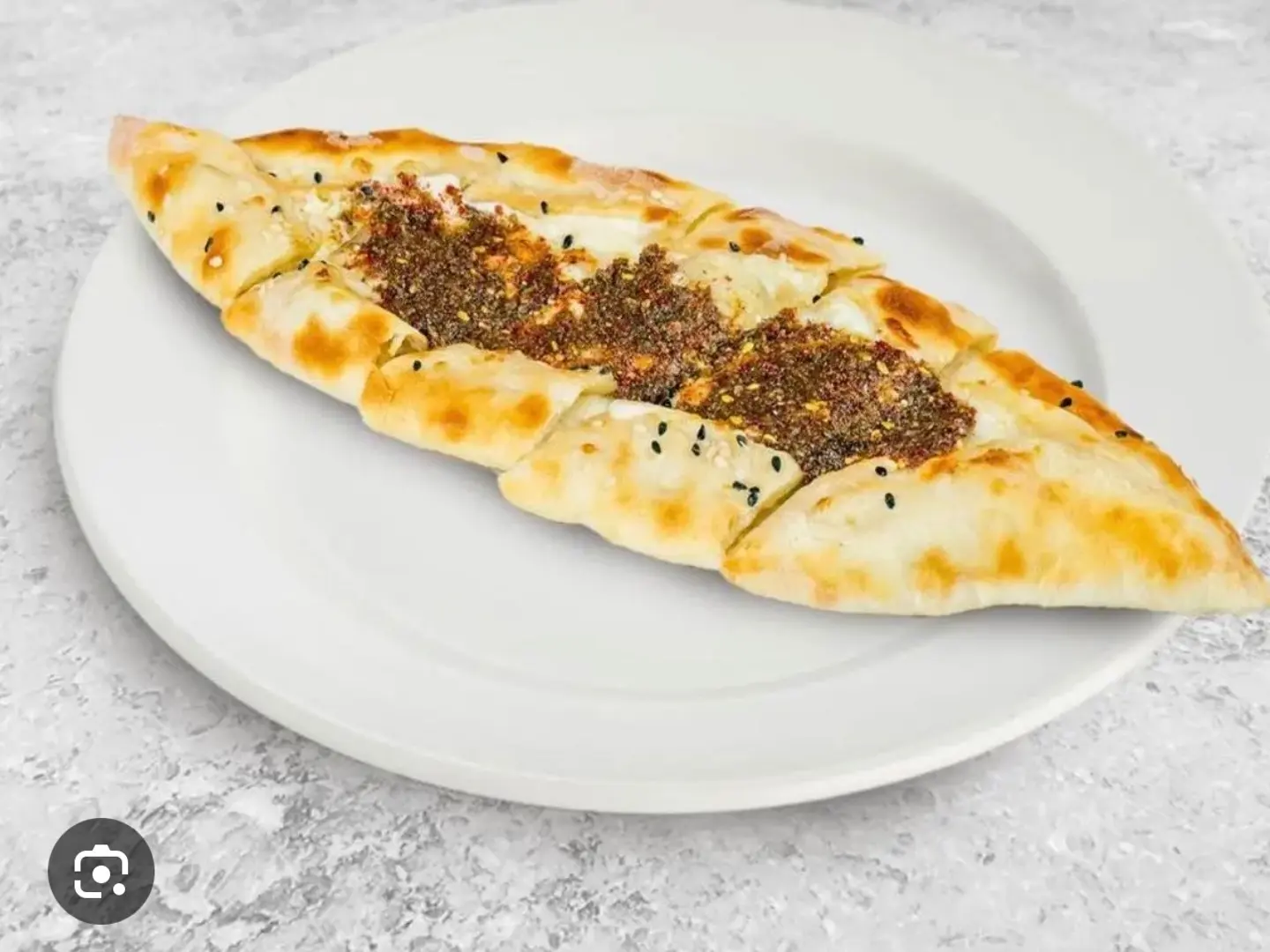 فطيرة لبنه زعتر