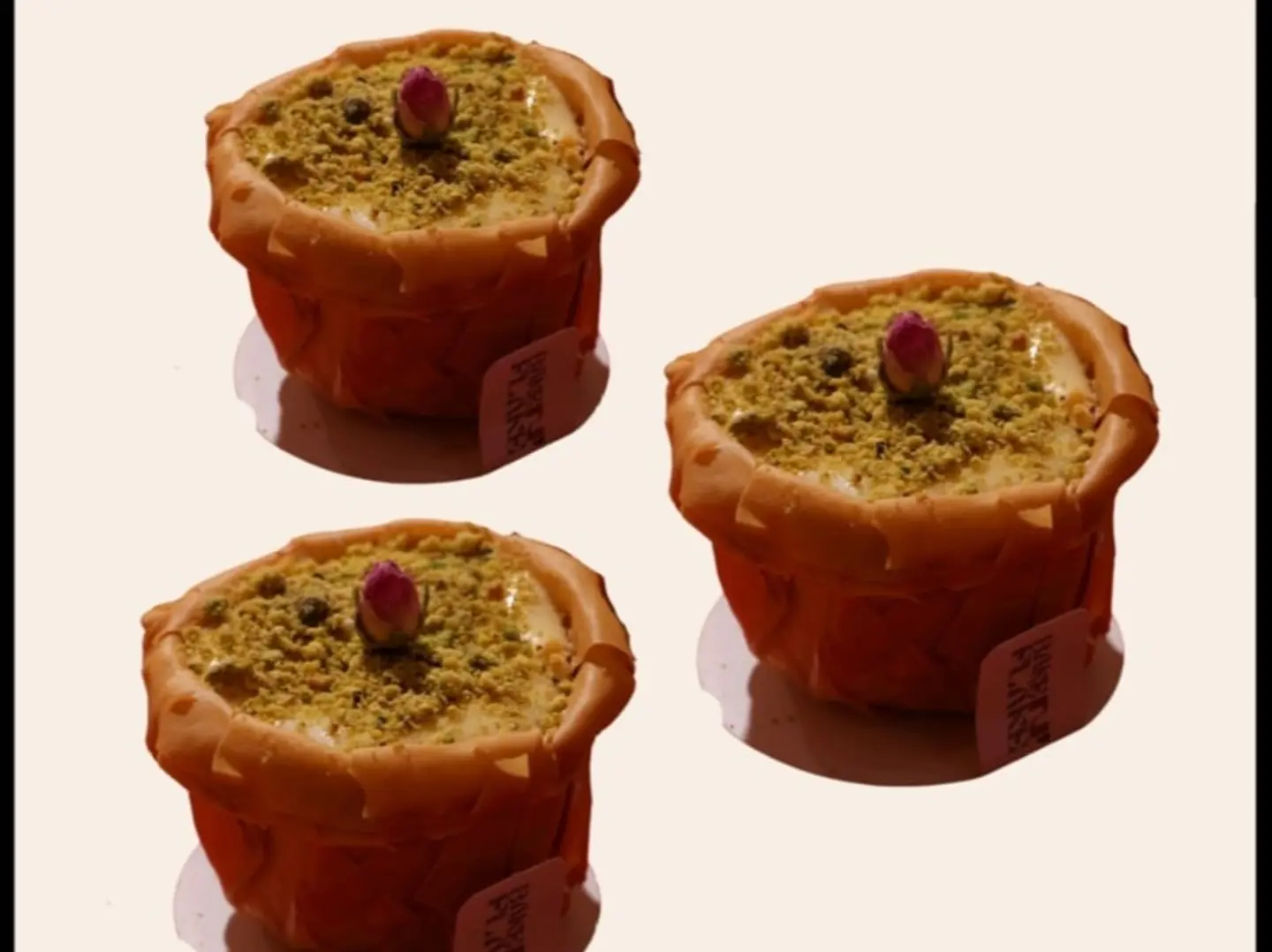 ميني تشيزكيك بقلاوة