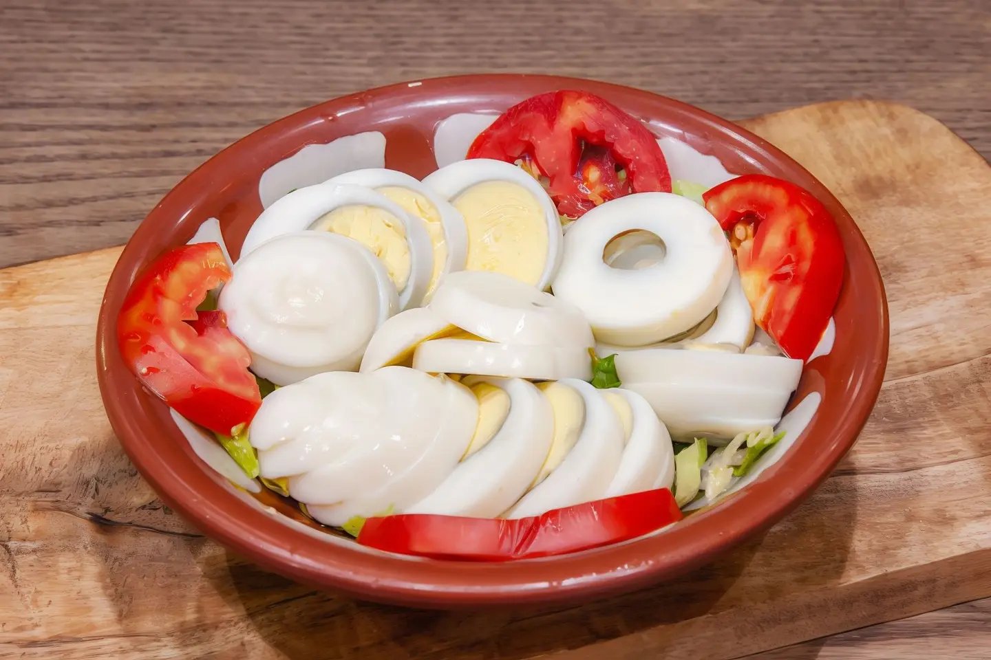 صحن بيض مسلوق  - وسط