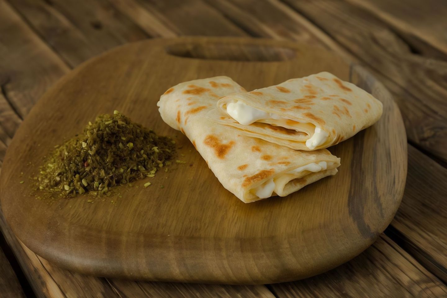 شباتي باللبنة