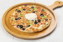 بيتزا خضار بالجبنة سائلة - كبير