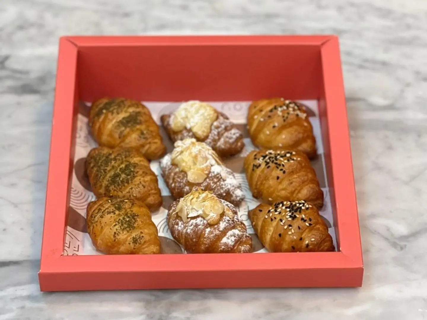 Small Mini Croissant Box   9 Pieces
