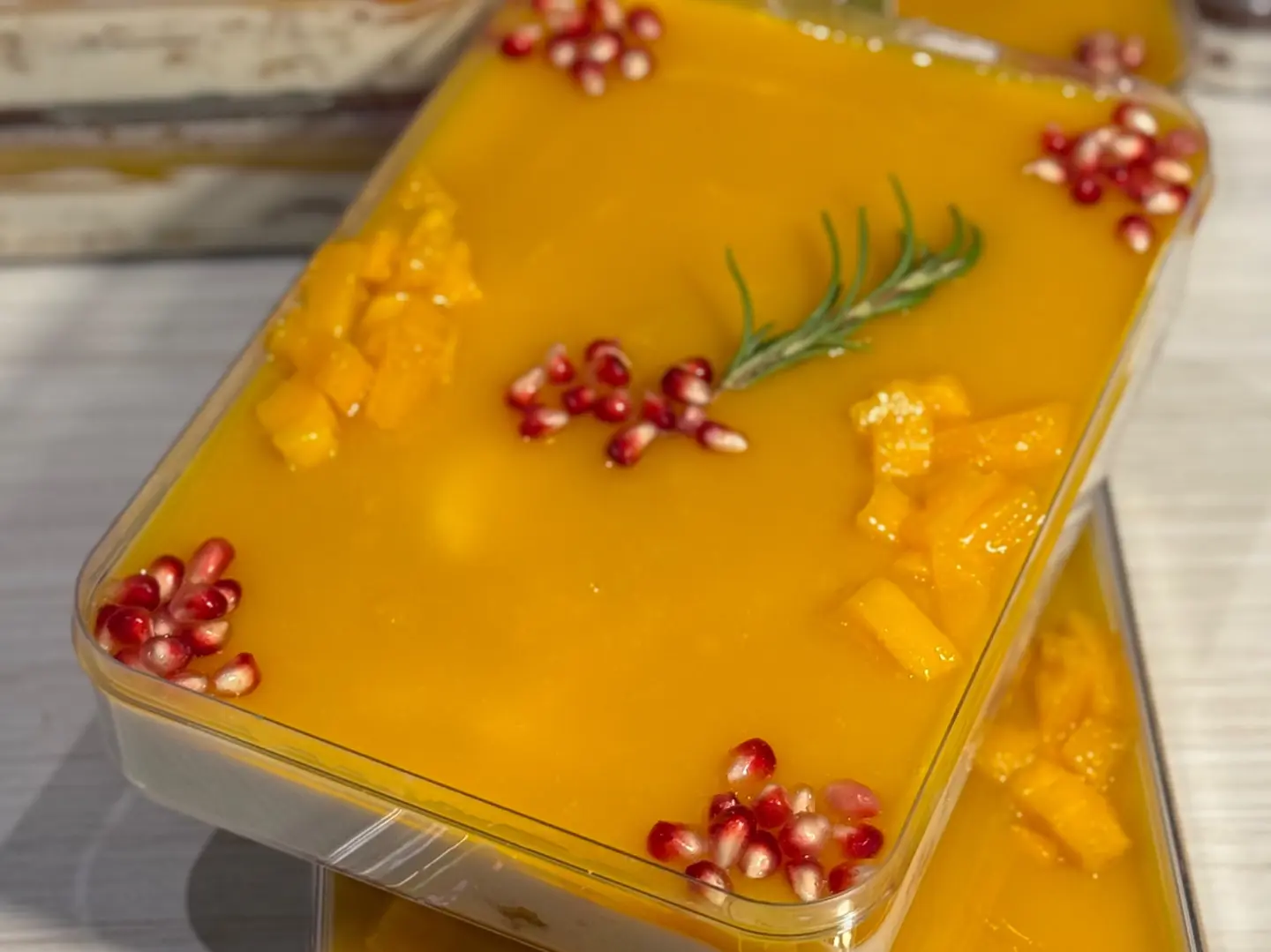 ترافل المانجو وسط