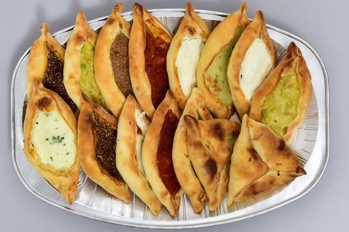صحن معجنات مشكل ٥٠ حبة