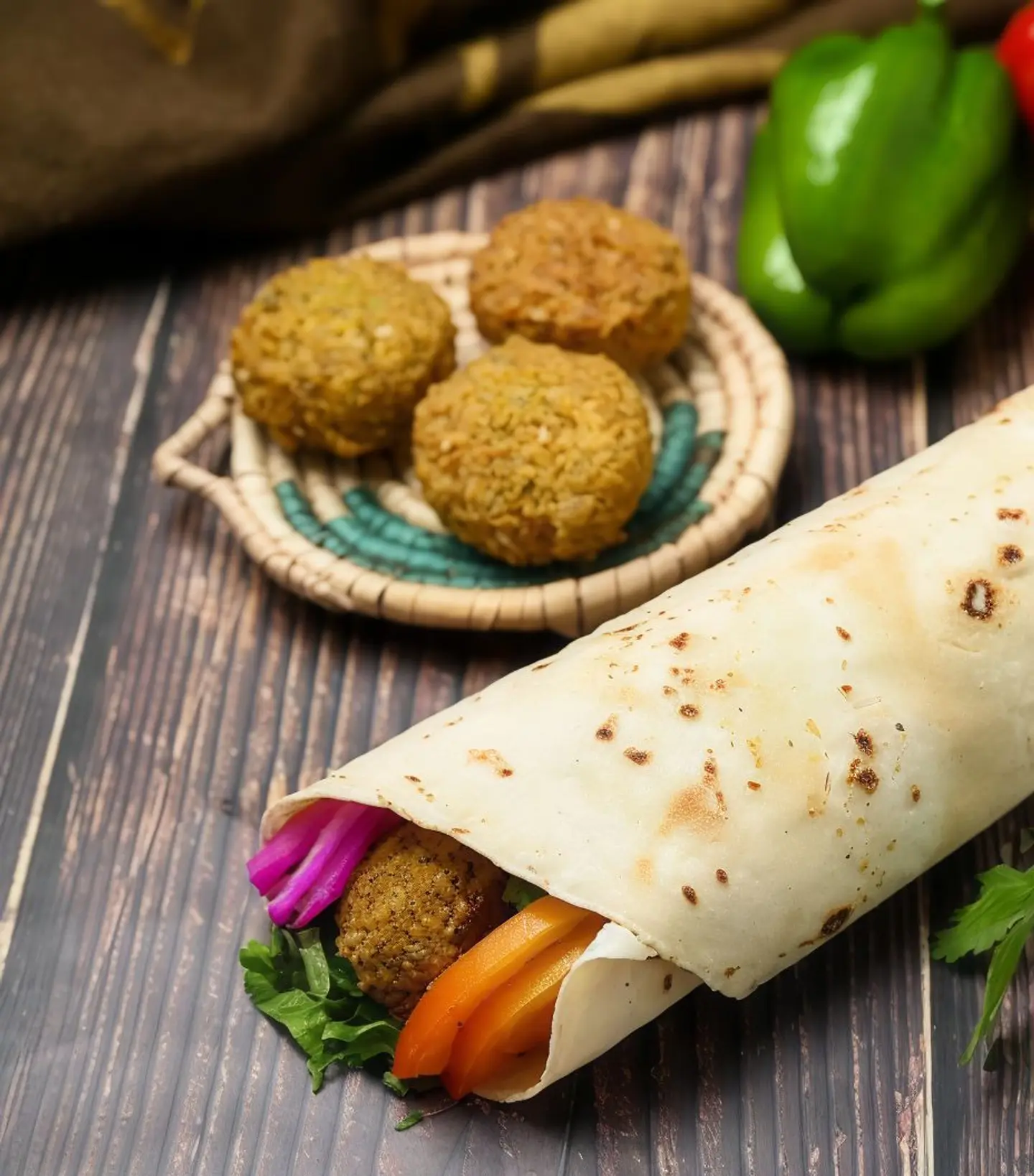 عربي فلافل دبل بخبز الصاج