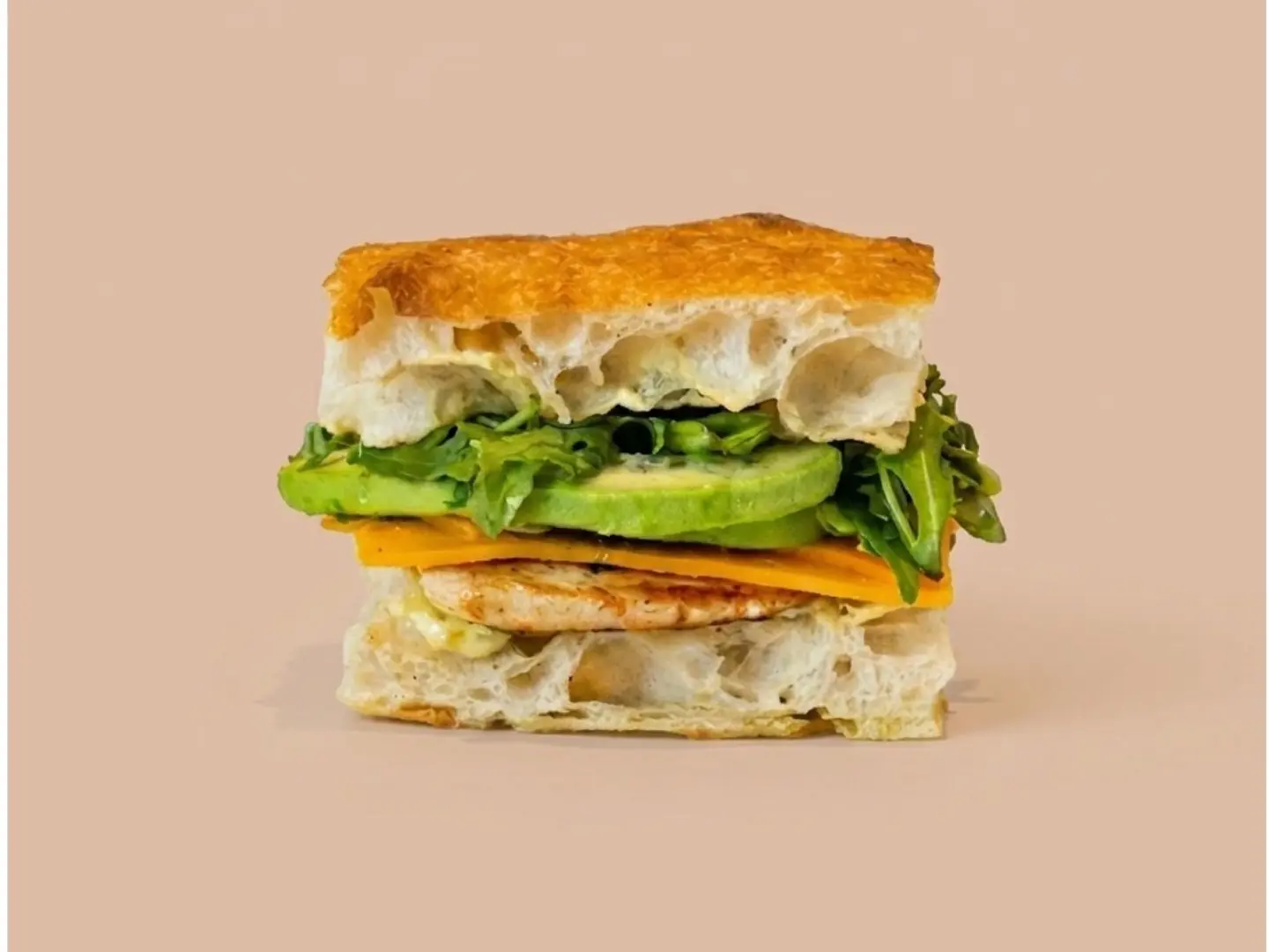 دجاج مشوي مع الافكادو