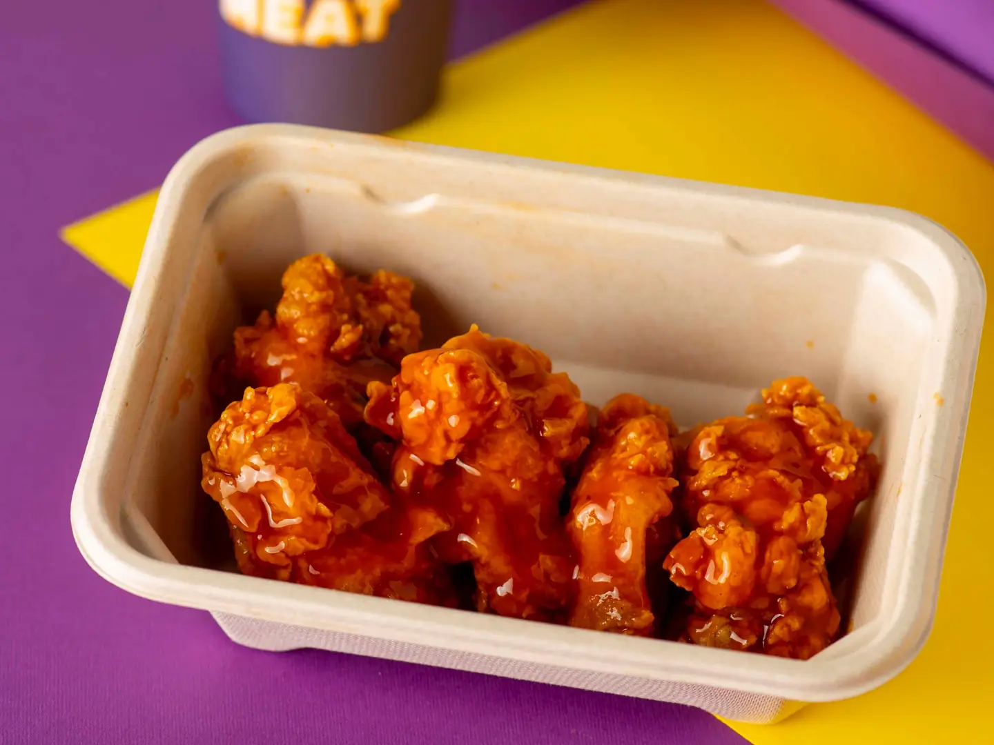 ‎اجنحة دجاج بافلو