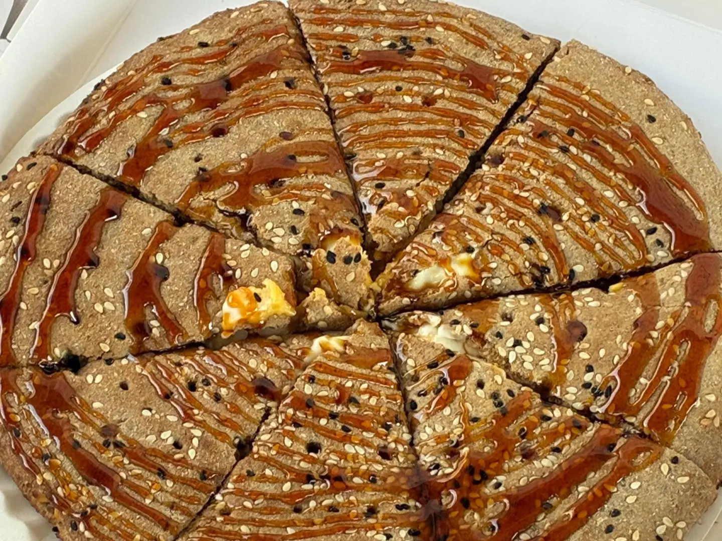 بيتزا مشكل أجبان أبو فهد