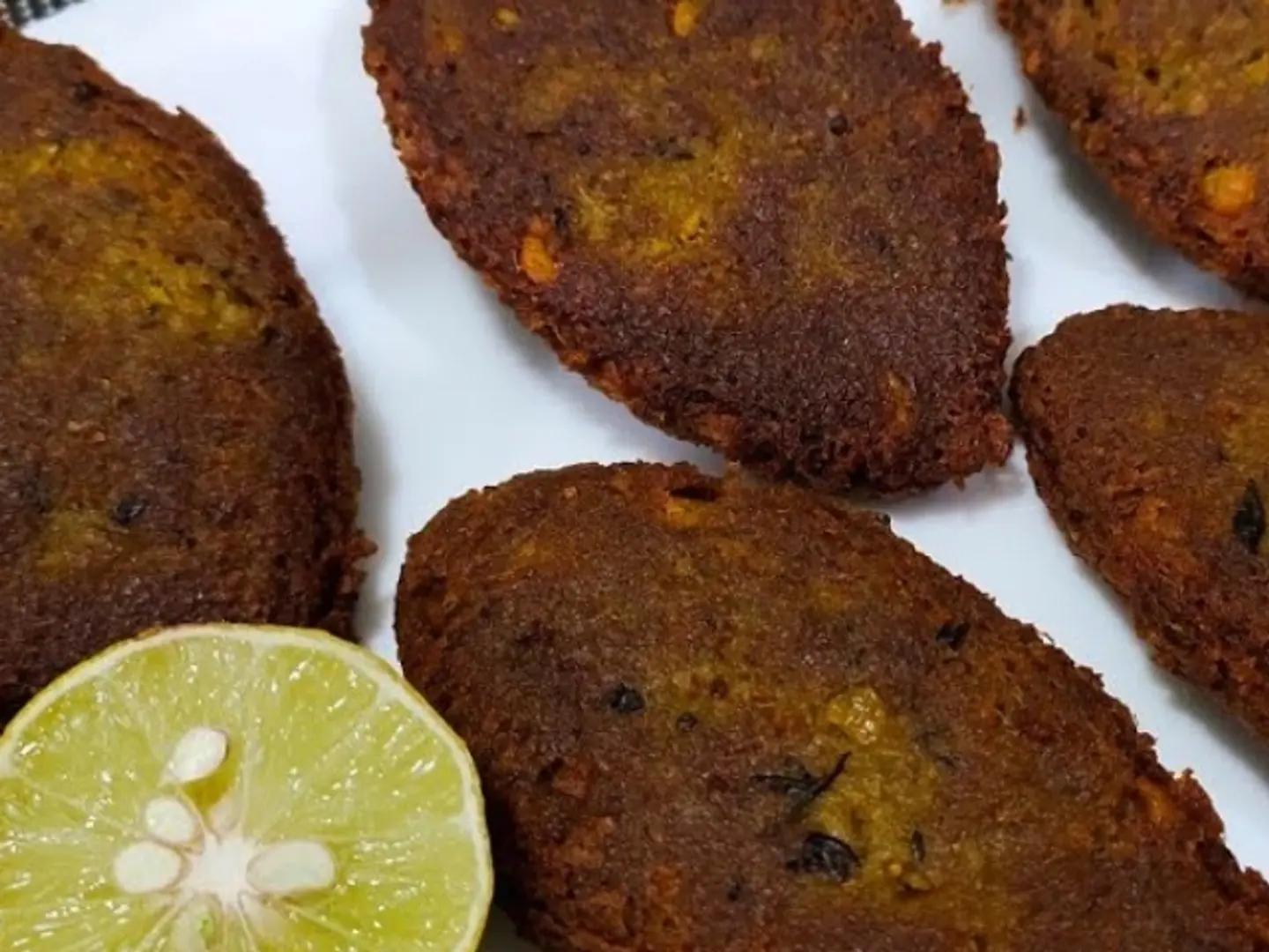 كباب شامي من لحم الضأن قطعة واحدة