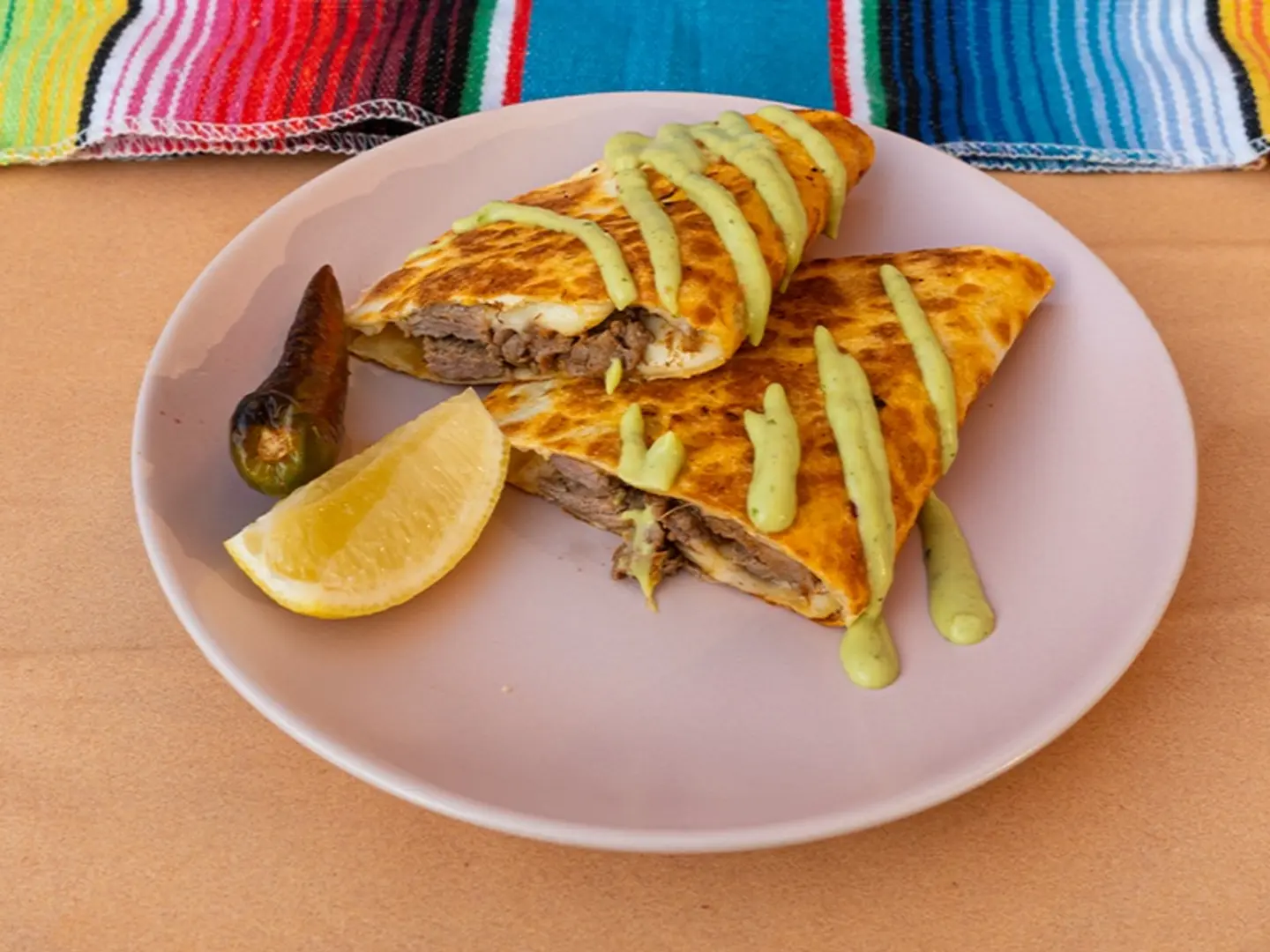 كاساديا لحم بقري أسادا