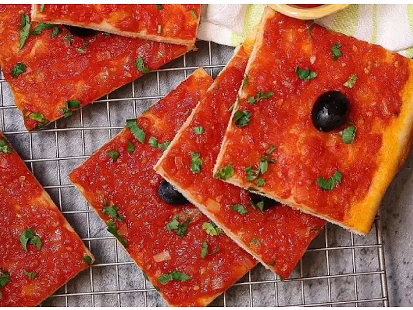 بيتزا كاري -وسط