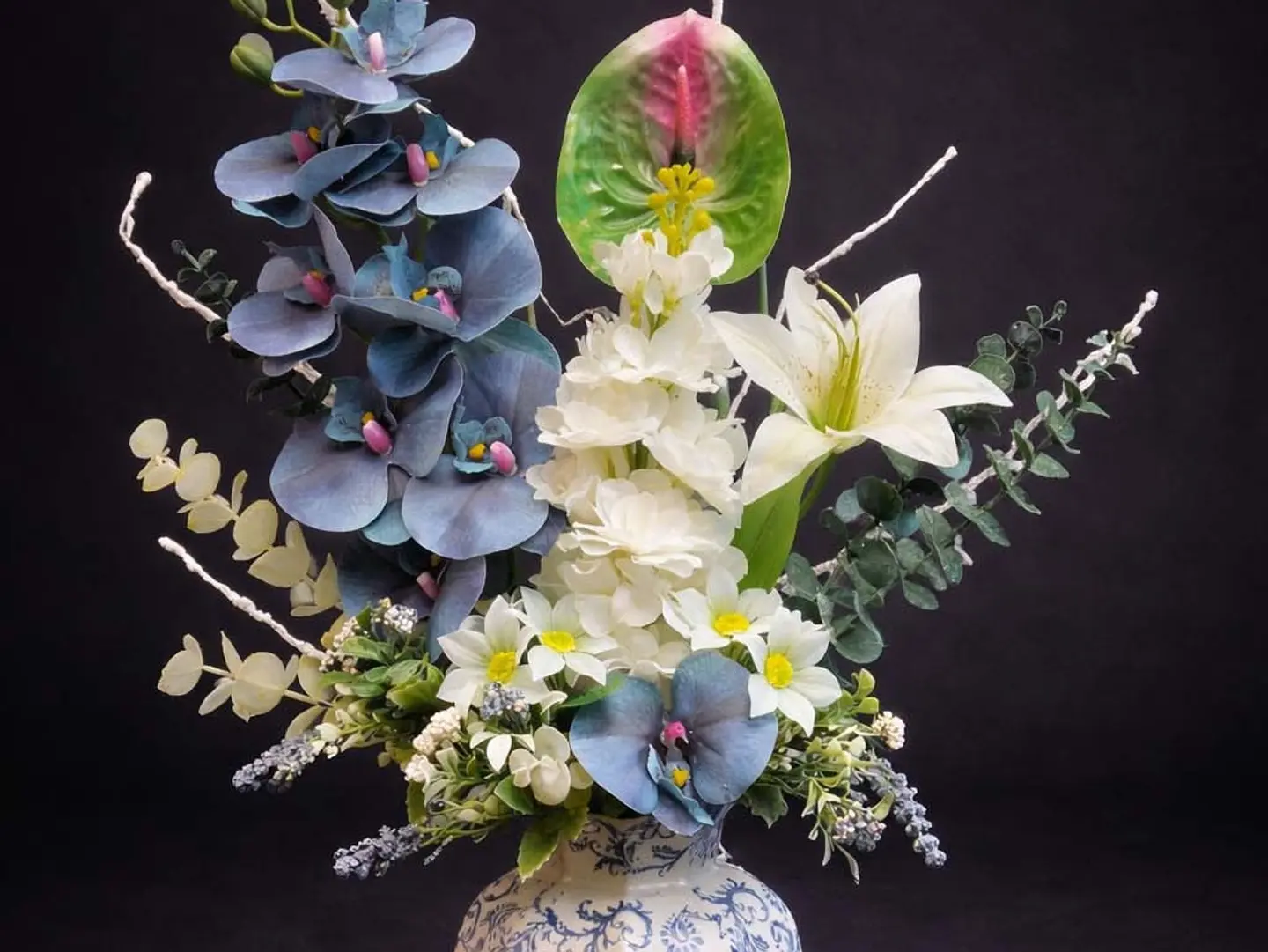 239 Blue Elephant Vase