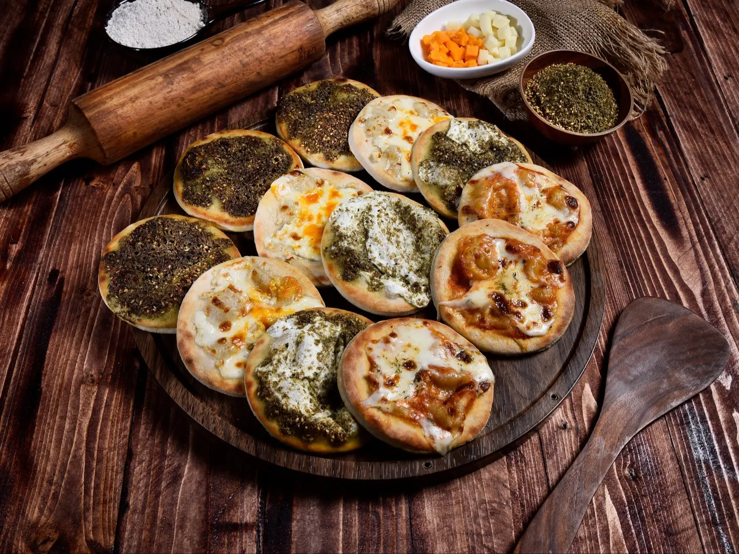 بوكس ميني بيتزا وسط 6 قطع