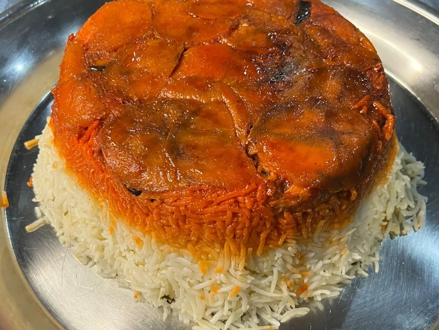 نصف مقلوبة دجاج