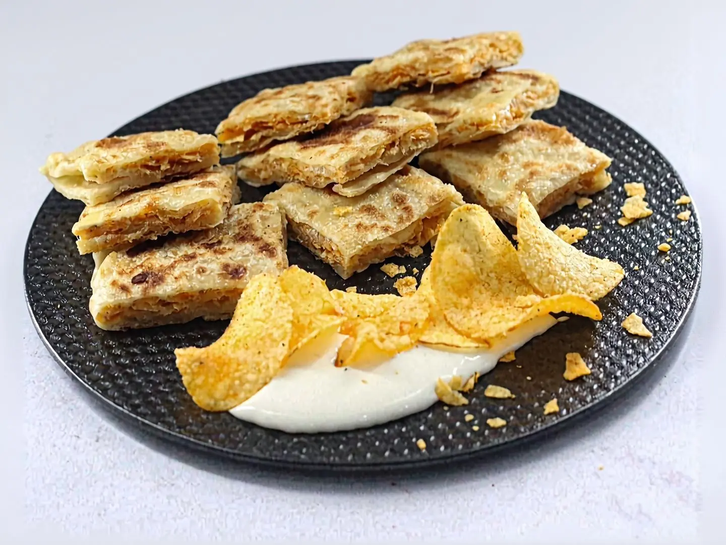 مطبق شيبس عمان بالجبن