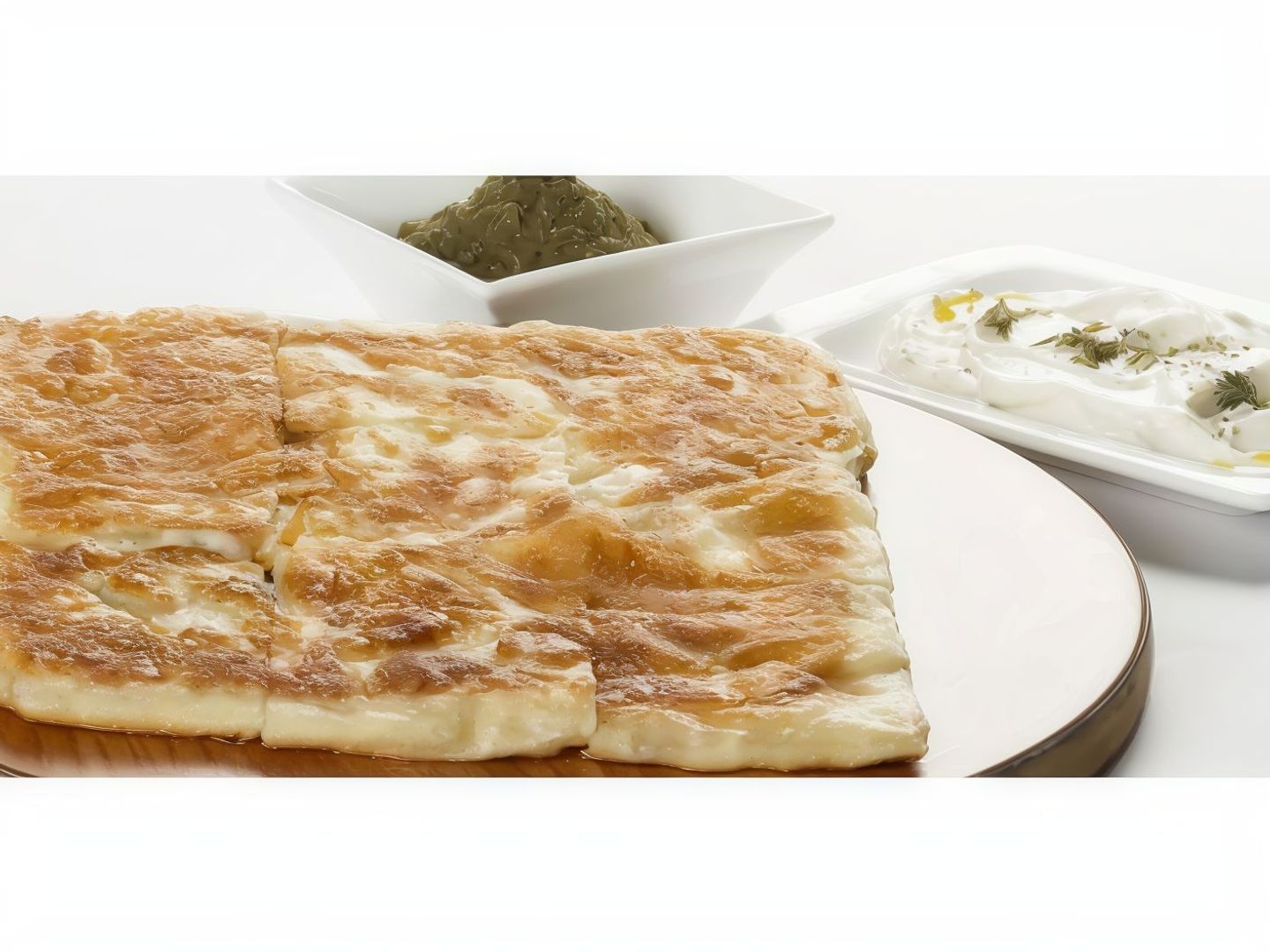 Cream Mutabbaq