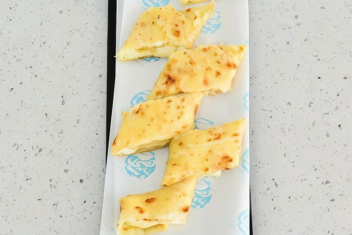 بيض جبن